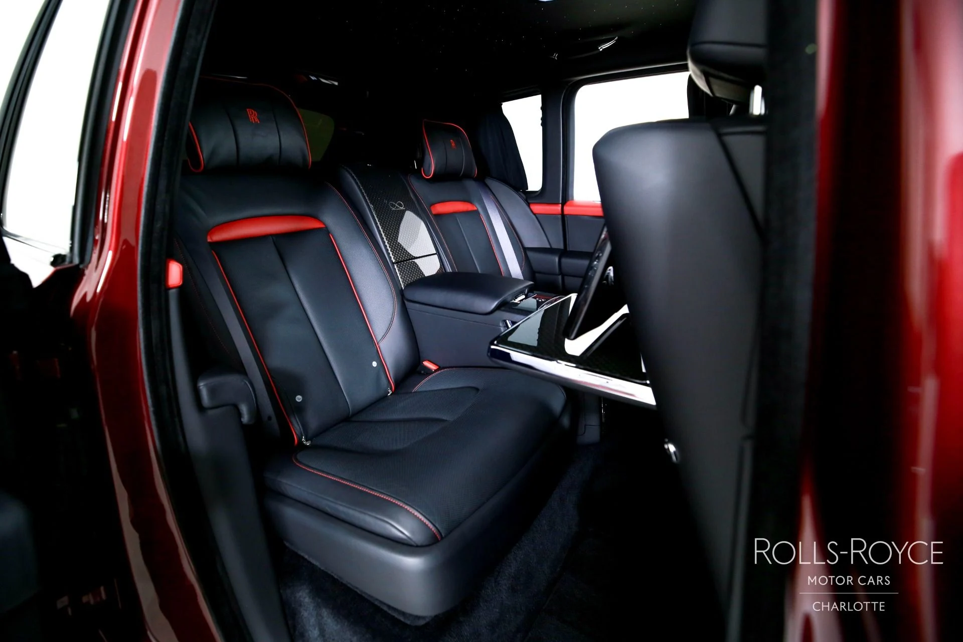 mph027_3436699759_Used_2022_Rolls_Royce_Black_Badge_Cullinan_1769449114_20aabcc75d