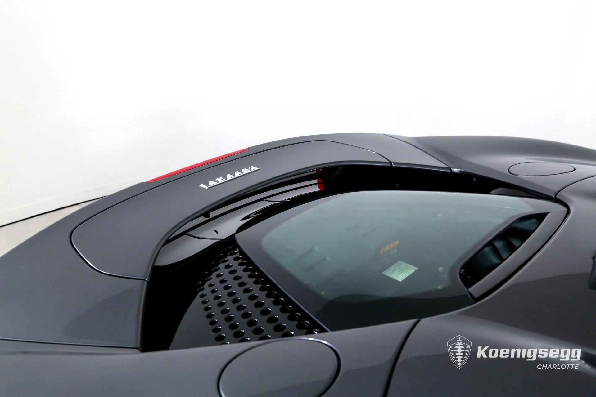 mph027_3440495876_Used_2022_Ferrari_SF_90_Spider_1775660479_a6e2c6e601