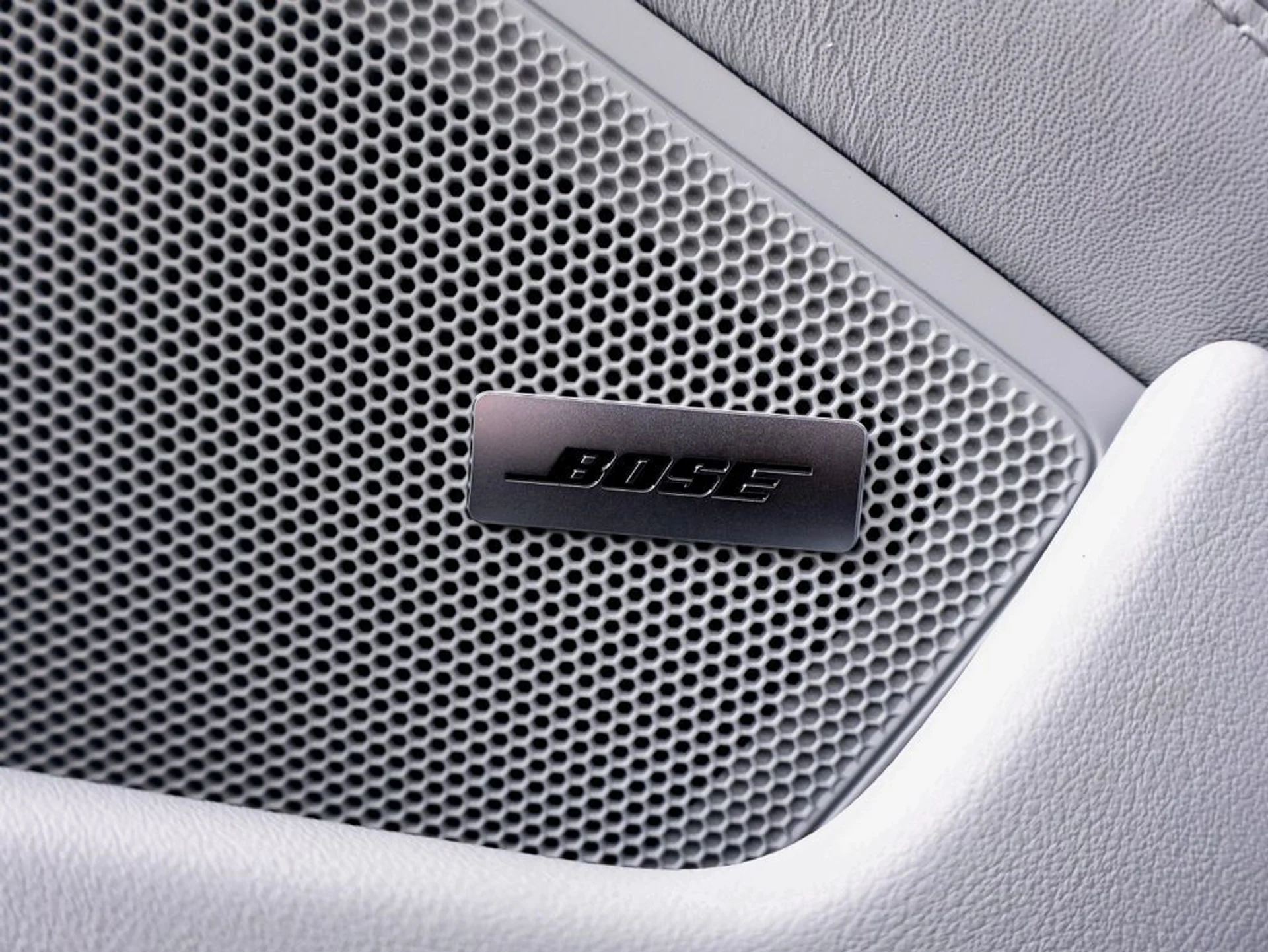 mph027_3441428472_c1dd32f2b4f89becec2f9198588c4a05x_c82db6ad1b