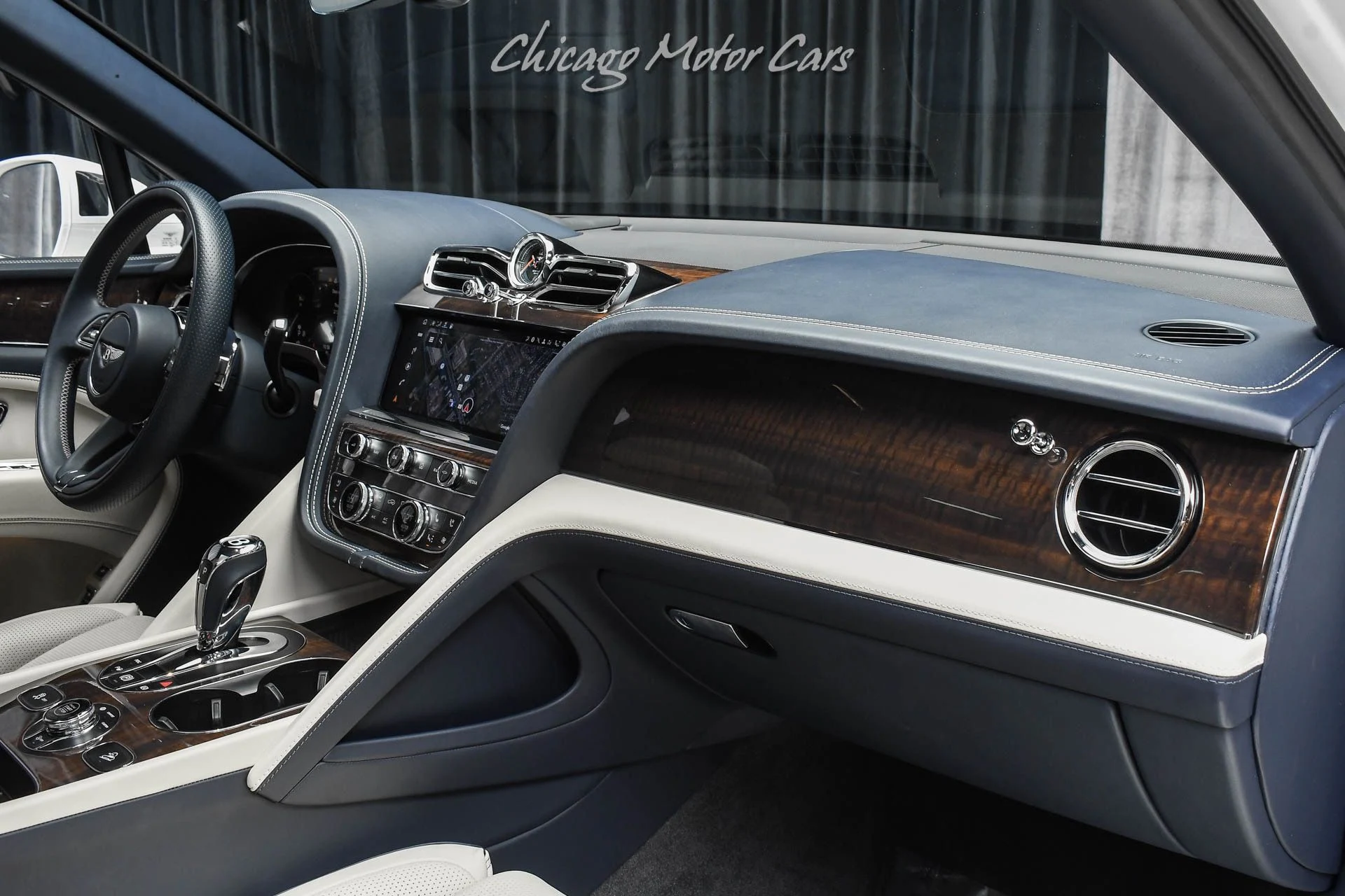 mph027_3447545140_13300_p28_l_3516be65d9