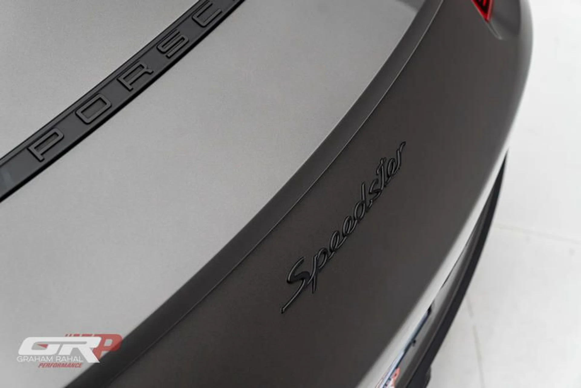 mph027_3451051627_E59_DE_248_49_BF_4364_89_D5_61141_B43_B80_E_08da0e6211