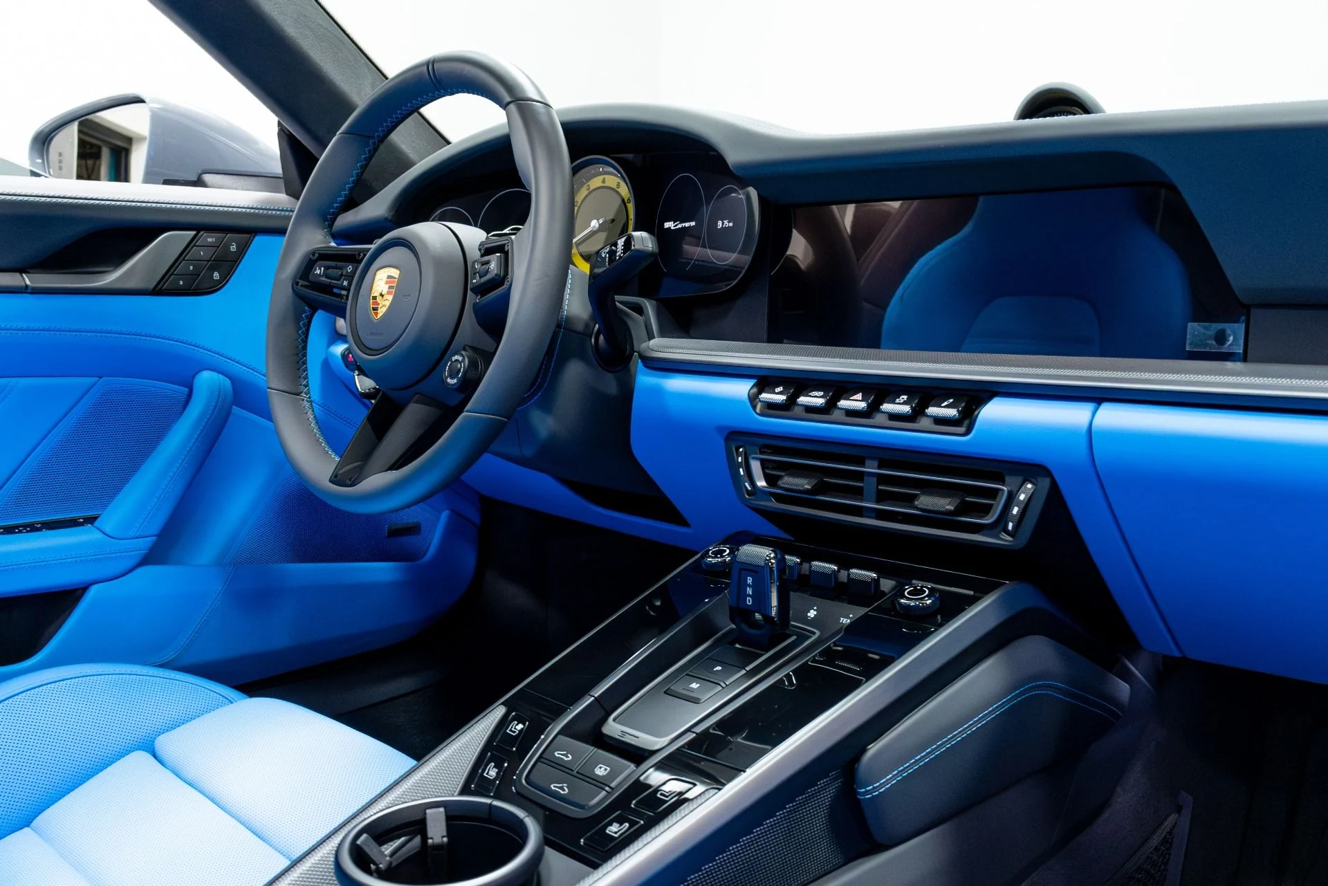 mph027_3452879285_Used_2024_Porsche_911_1774039779_3105429cd9