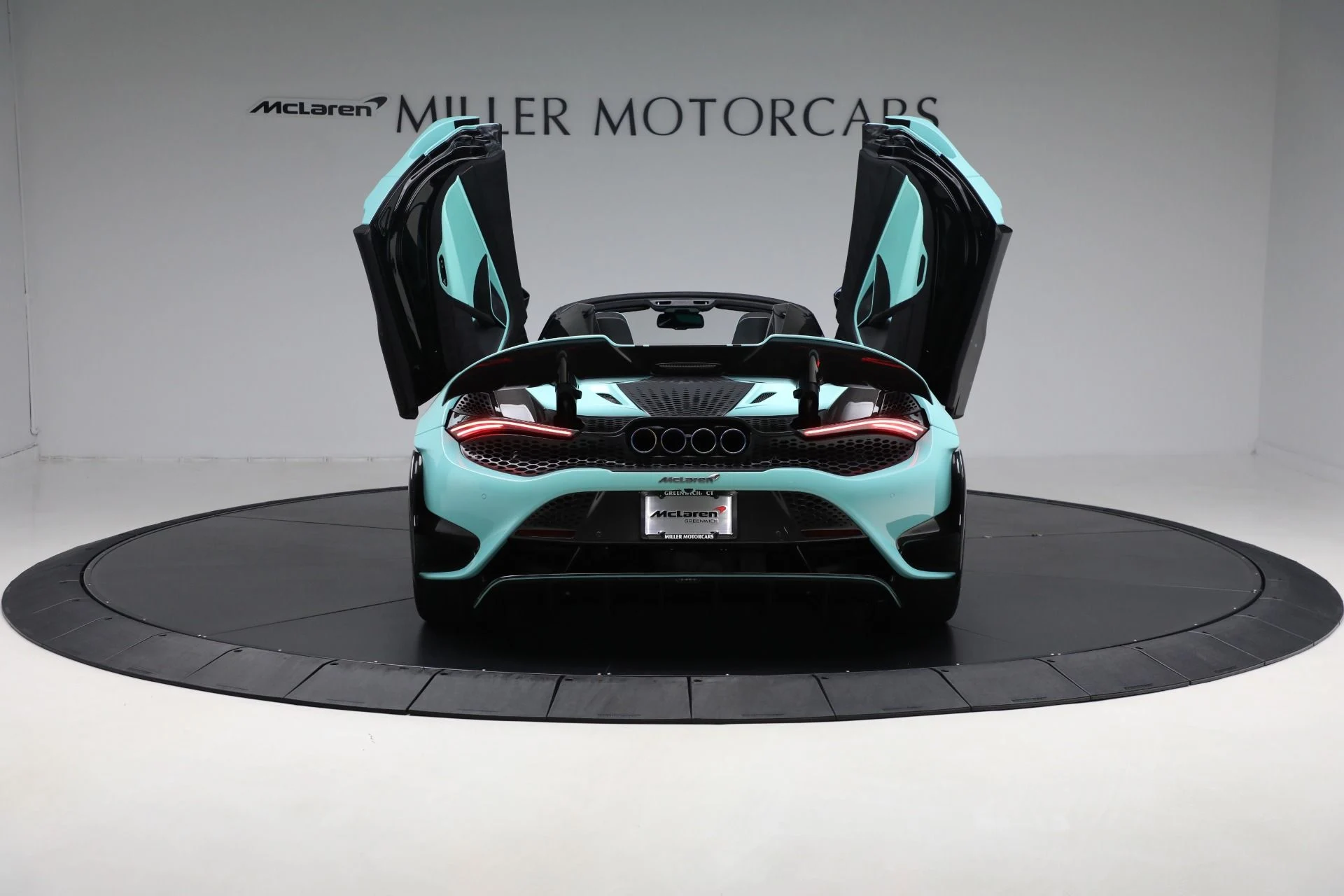 mph027_3455017647_Used_2022_Mc_Laren_765_LT_Spider_6579c9cc1c