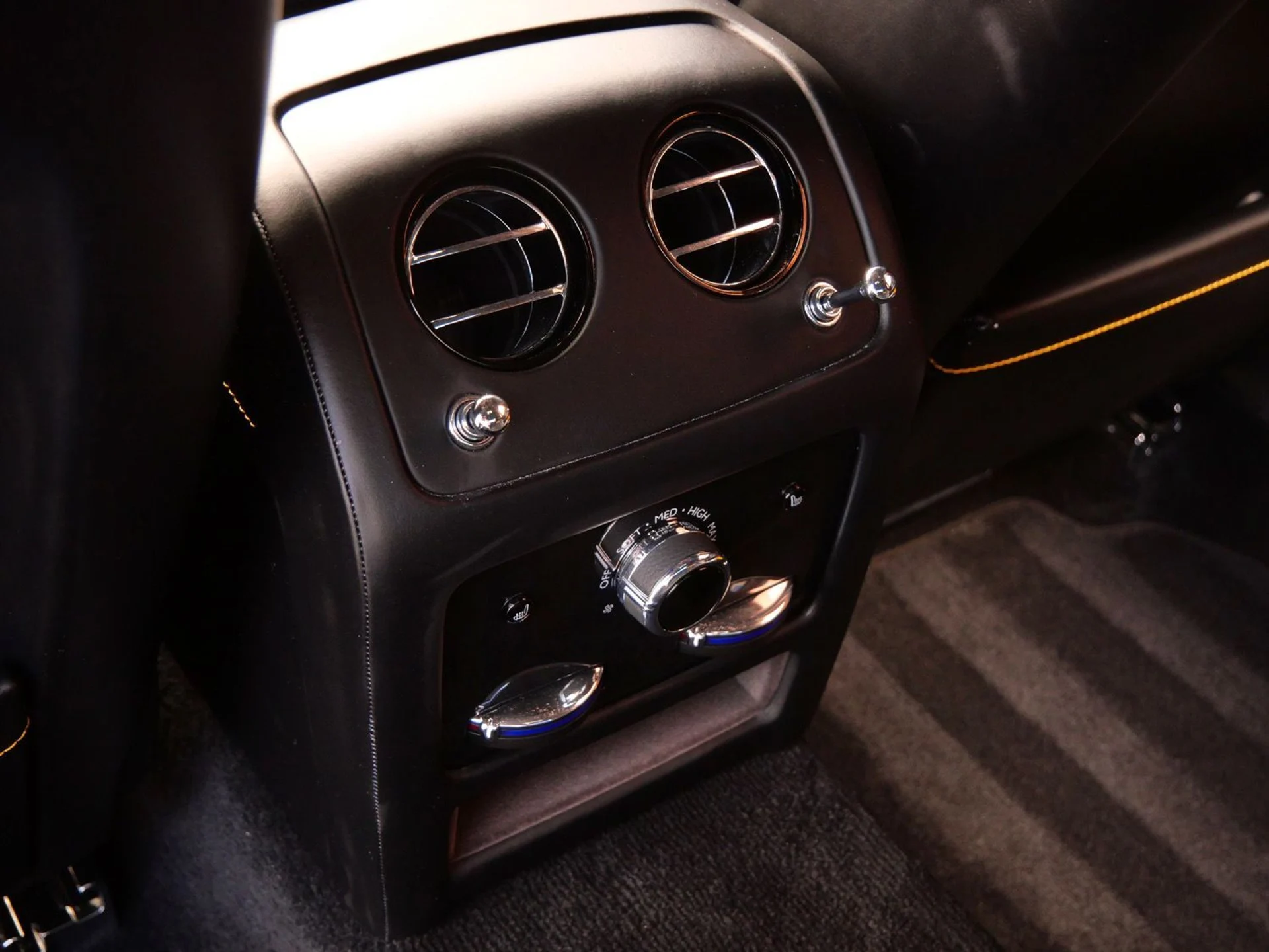 mph027_3457140694_2bb867200c575be89c2049c3afcc5471x_604340df7a