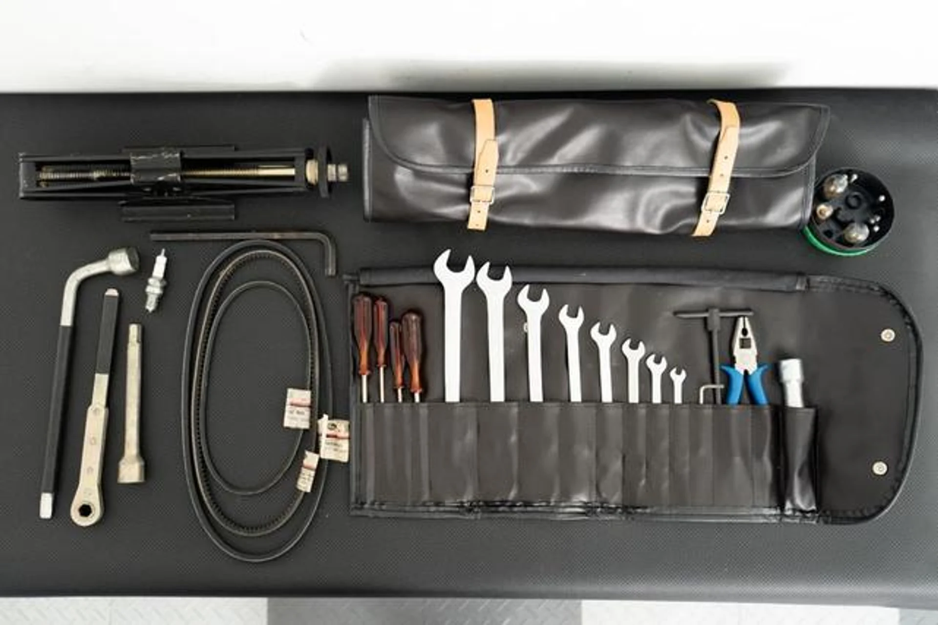 mph027_3461633045_3_Gxx2_L7_Ft_J98_Wr_39l_Gz_Ffv_Eu_DQ_ab68a8ff0a