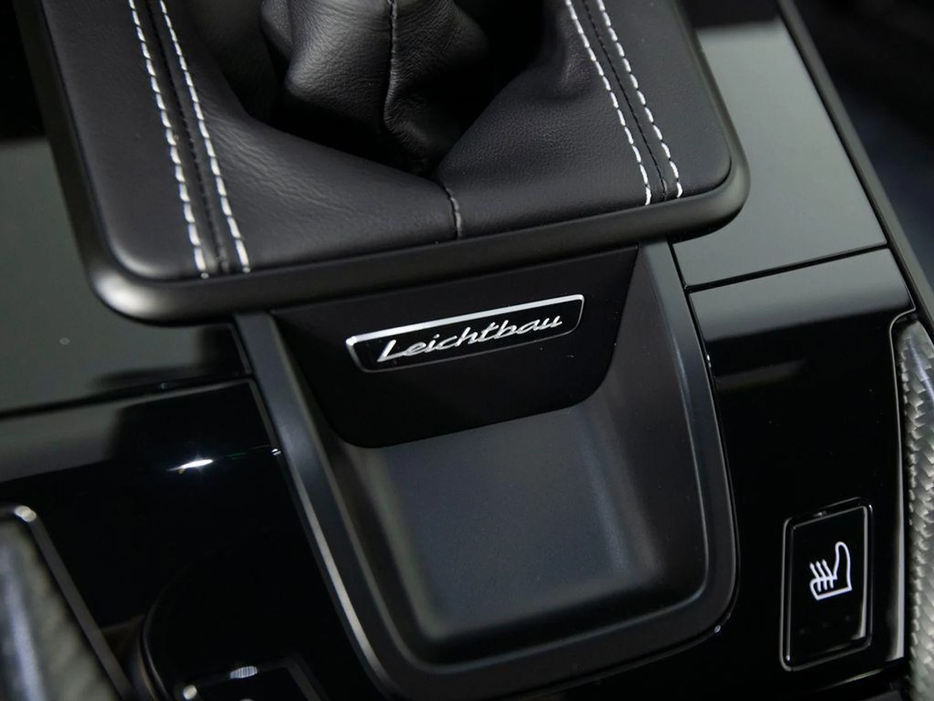 mph027_3462332014_n613_CG_8_Qs3_P2_Pg_X5az_Rvt_HLPW_Dk_54d0173cf6