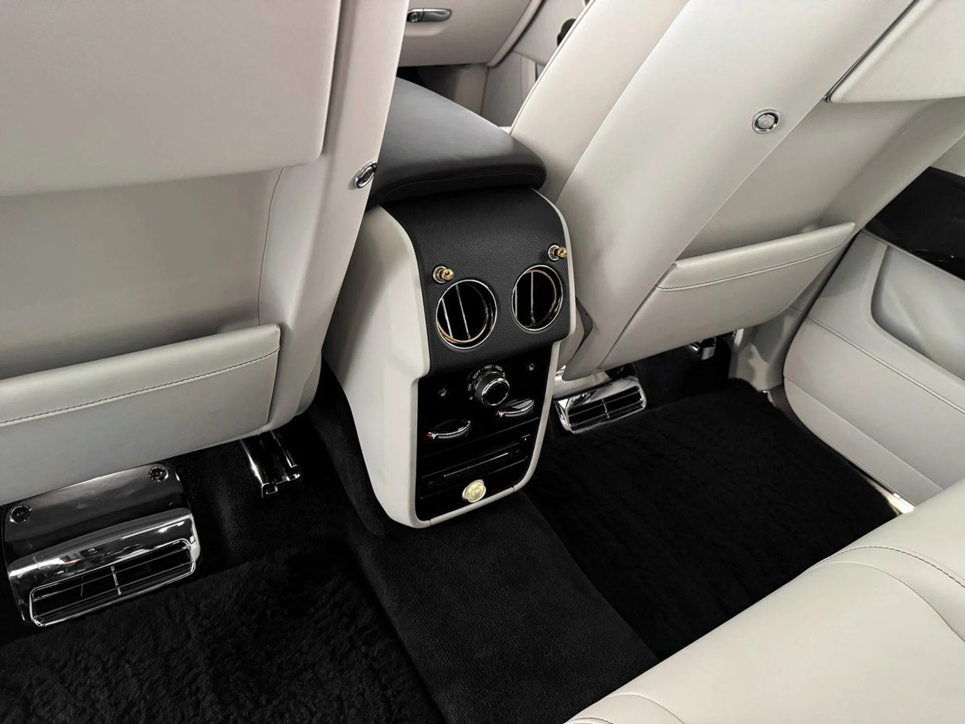 mph027_3467306005_2e9d7e08d341fb3b0ddf20c99fcf9c0cx_d50f352b41