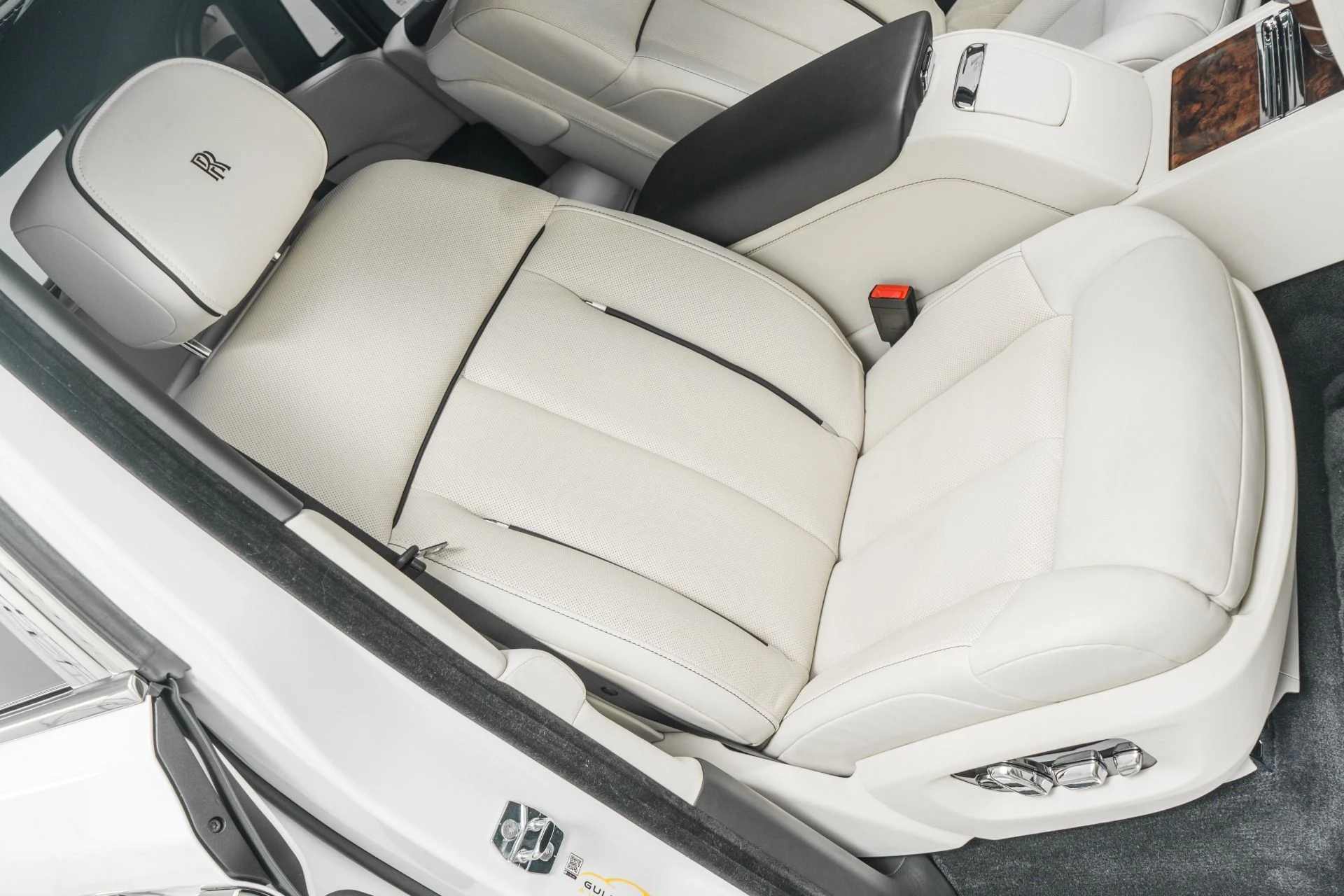 mph027_3470815279_Used_2023_Rolls_Royce_Phantom_Shooting_Star_Headliner_Very_Low_Miles_1768421489_fe7fd20df3