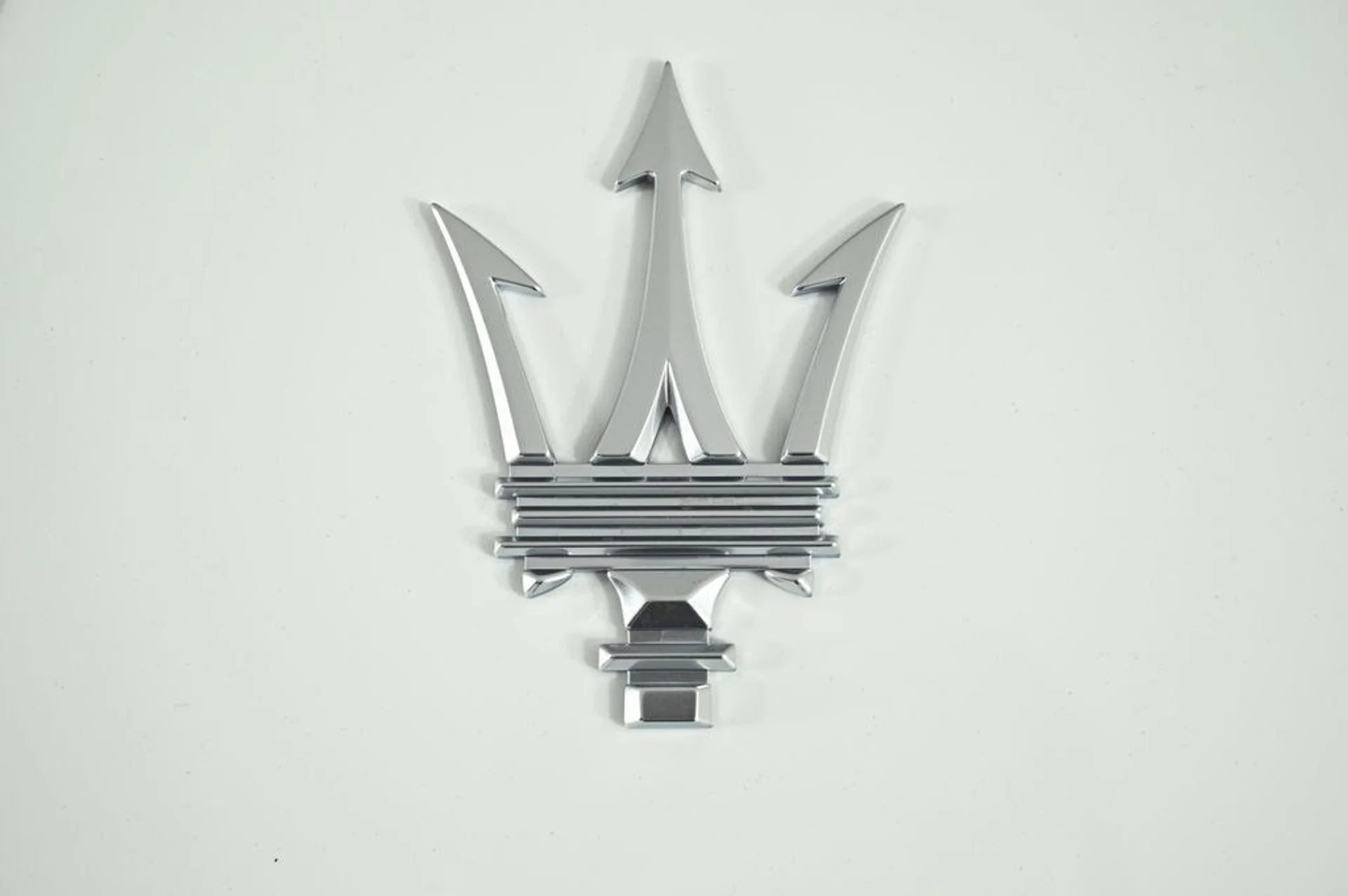 mph027_3475741648_new_2025_maserati_grecale_awd_11350_22975686_27_1024_b5d2aa1bc9