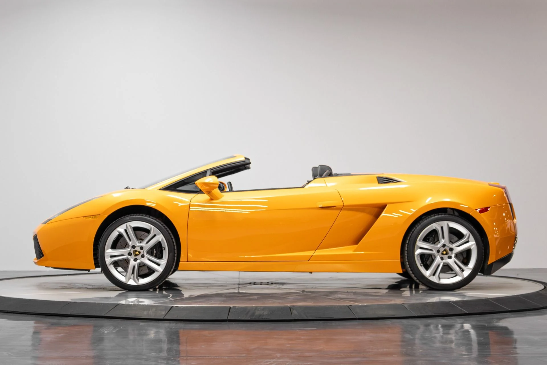 mph027_3477905517_Used_2008_Lamborghini_Gallardo_Spyder_1768425608_fe77d1e3f8