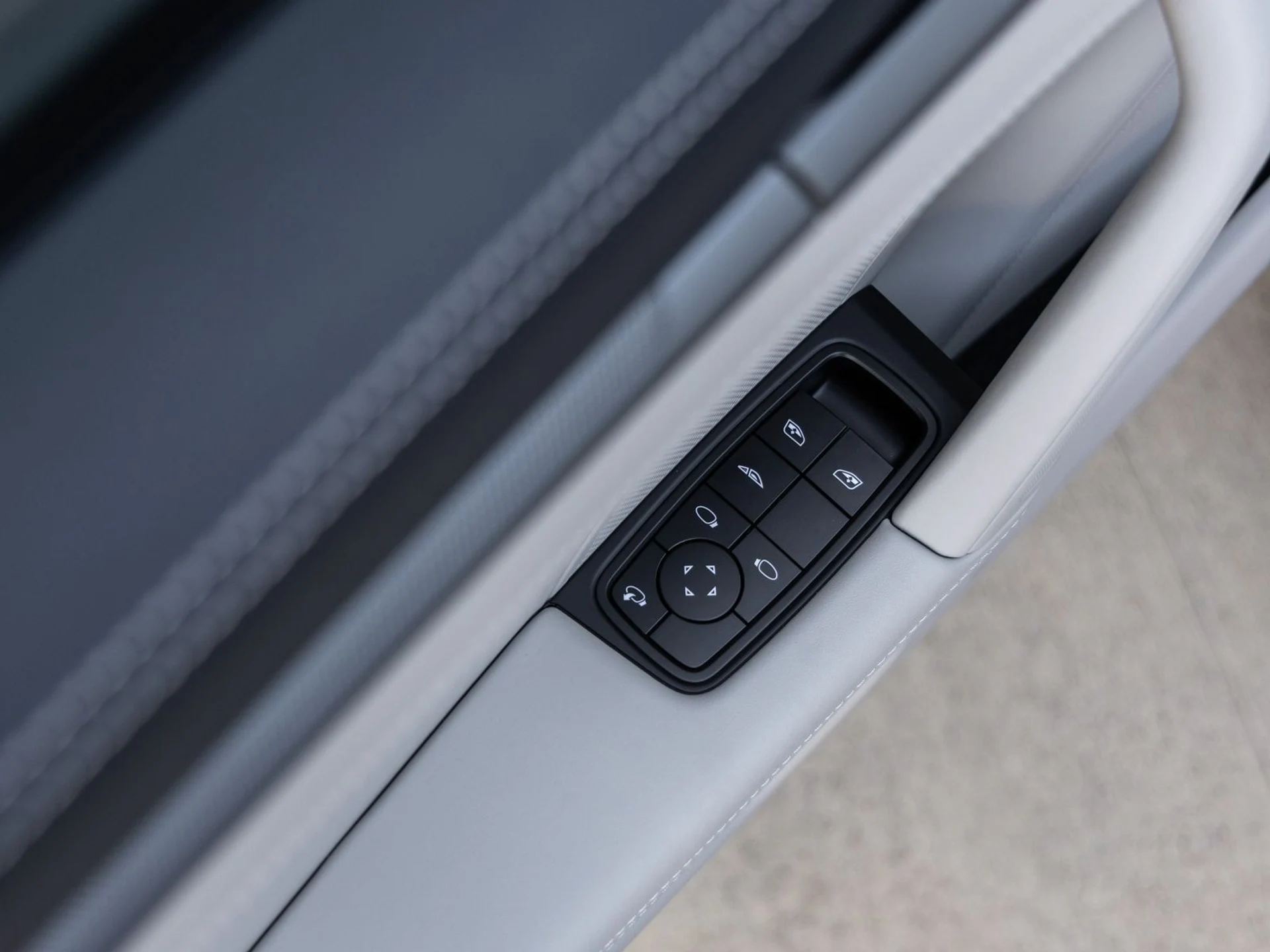 mph027_3483618999_28_3d3cd810b7