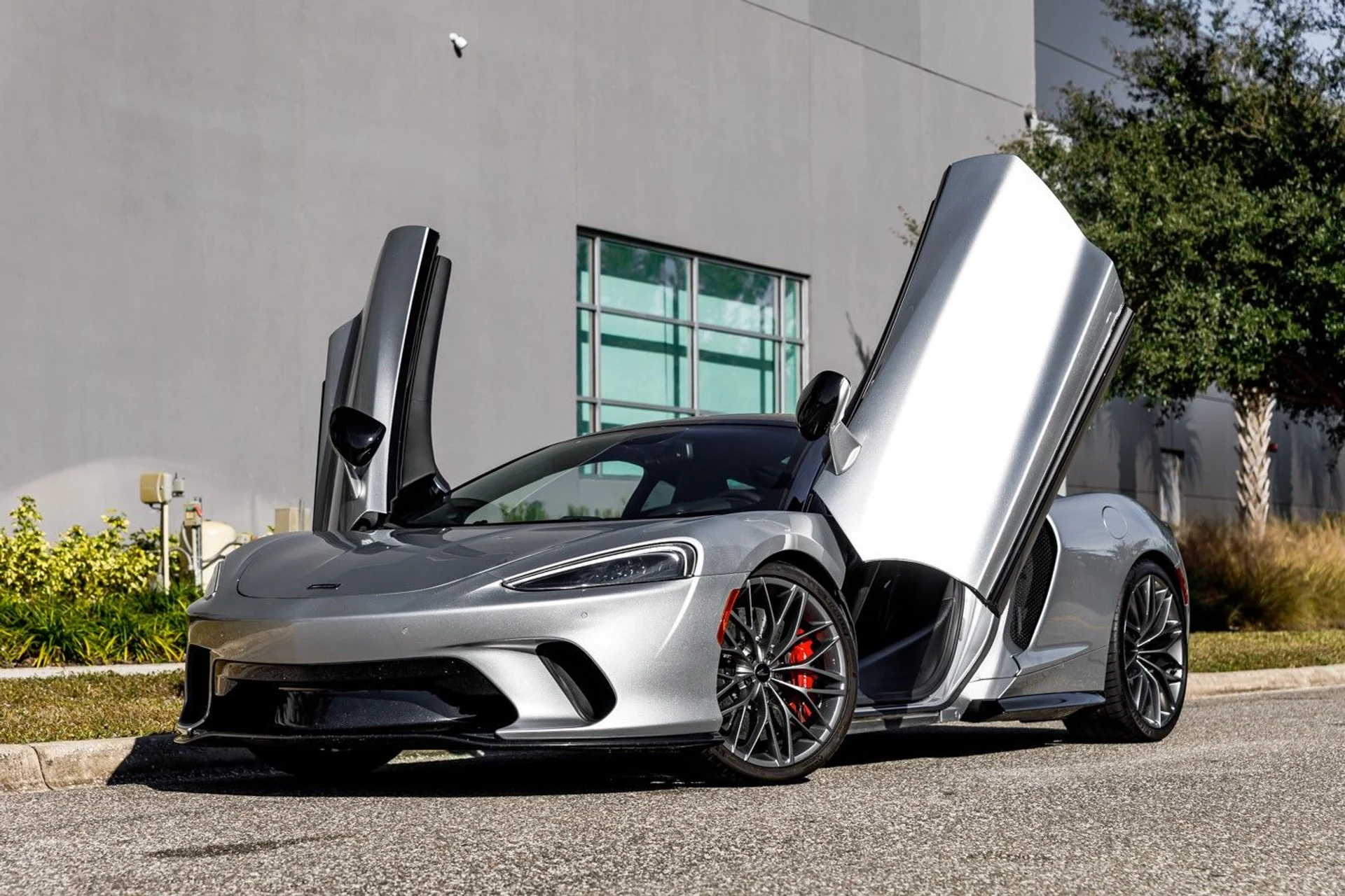 mph027_3489623991_632_p28_l_71f5d80074