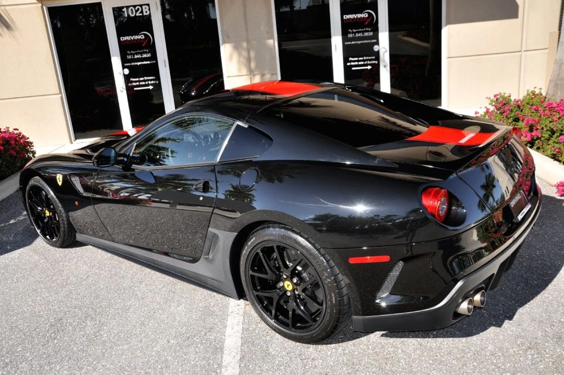 mph027_3493328674_82_p28_l_cbe56f9113