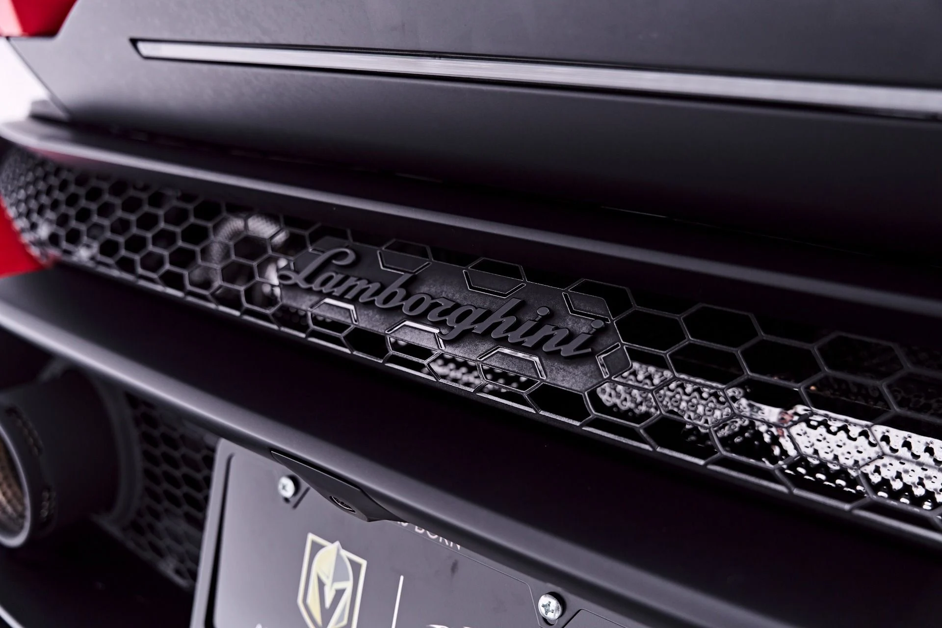 mph027_3509144672_Used_2023_Lamborghini_Huracan_Sterrato_Base_1782841516_7089bf3120