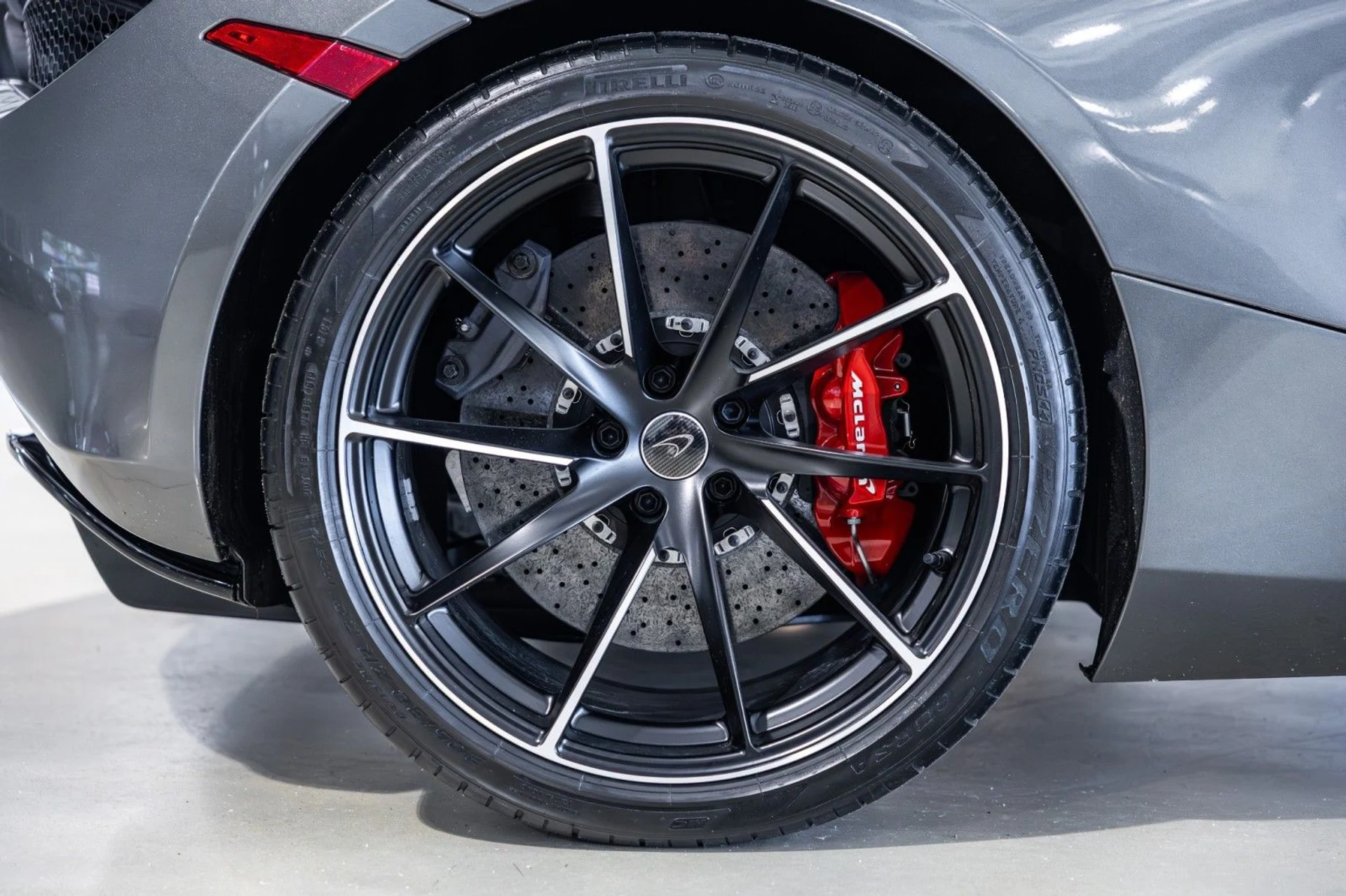 mph027_3516592465_v_Q_fbe54a2755