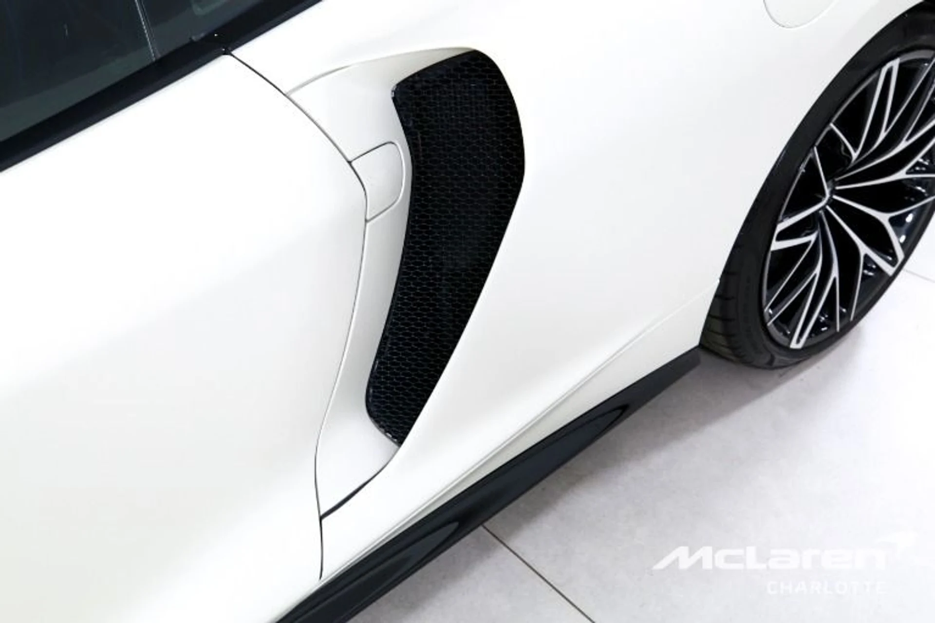 mph027_352595294_Used_2022_Mc_Laren_GT_5b02008a75