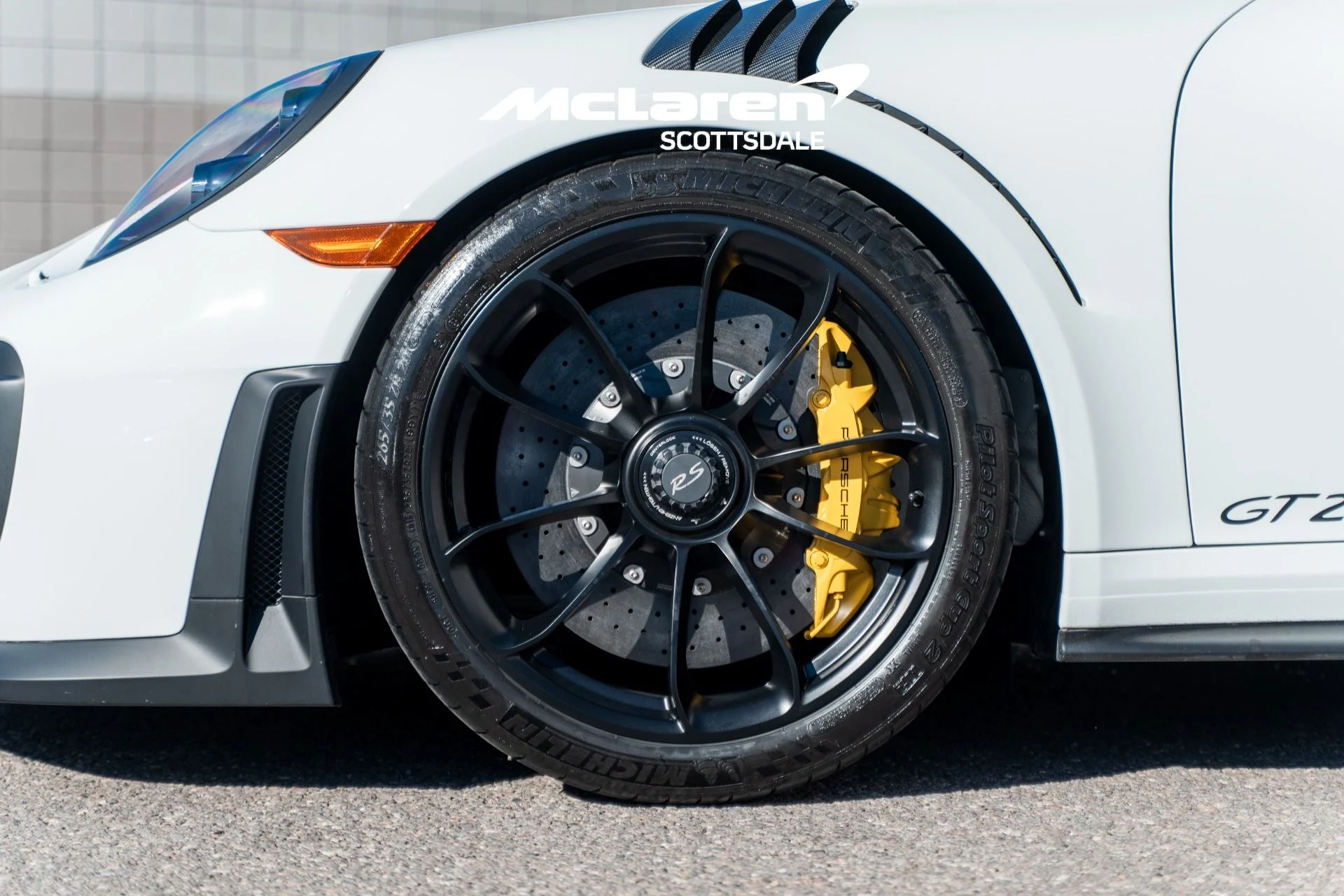 mph027_3531896143_Used_2019_PORSCHE_911_GT_2_RS_1765680501_6d4dfdb19f