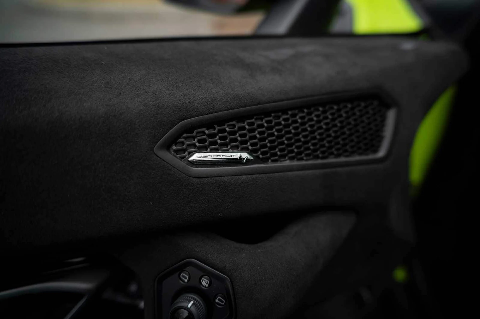 mph027_3535127179_96f9f90235b9bf3650d20163344e9efax_66b527d3c3