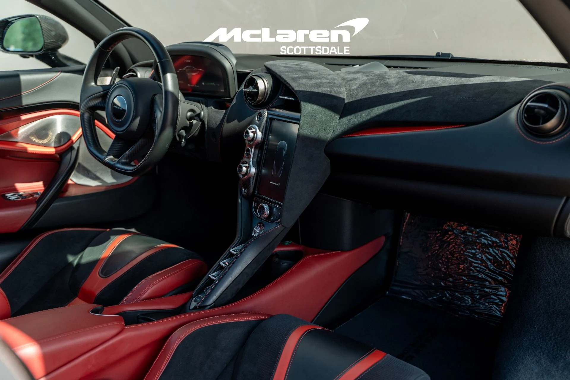 mph027_3535309865_Used_2018_MCLAREN_720_S_1754612415_3da38d49f9