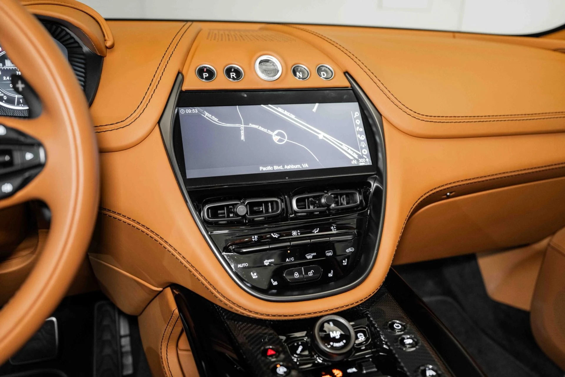 mph027_3536464429_Used_2023_Aston_Martin_DBX_707_1720795210_a1696c8d6f