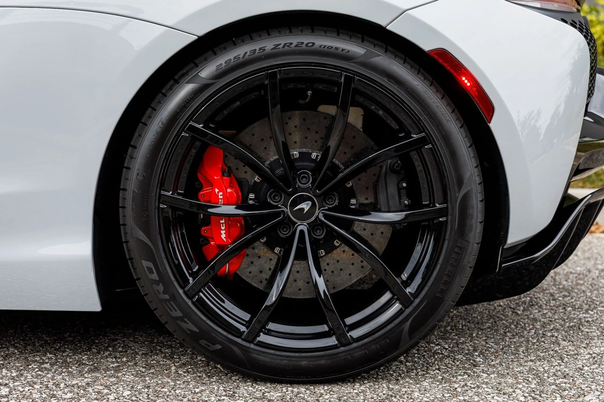 mph027_3540798492_446_p28_l_e236aa5b5d