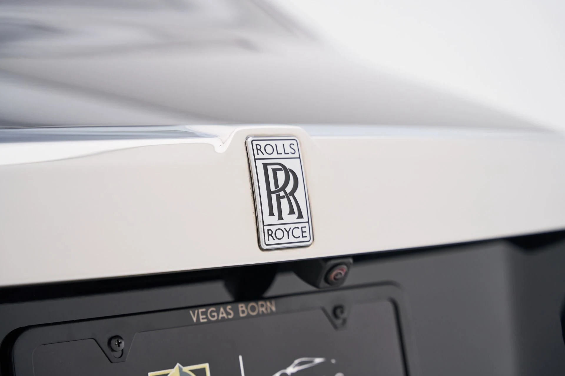 mph027_3545544075_Used_2026_Rolls_Royce_Phantom_Base_1792609443_a469a97179
