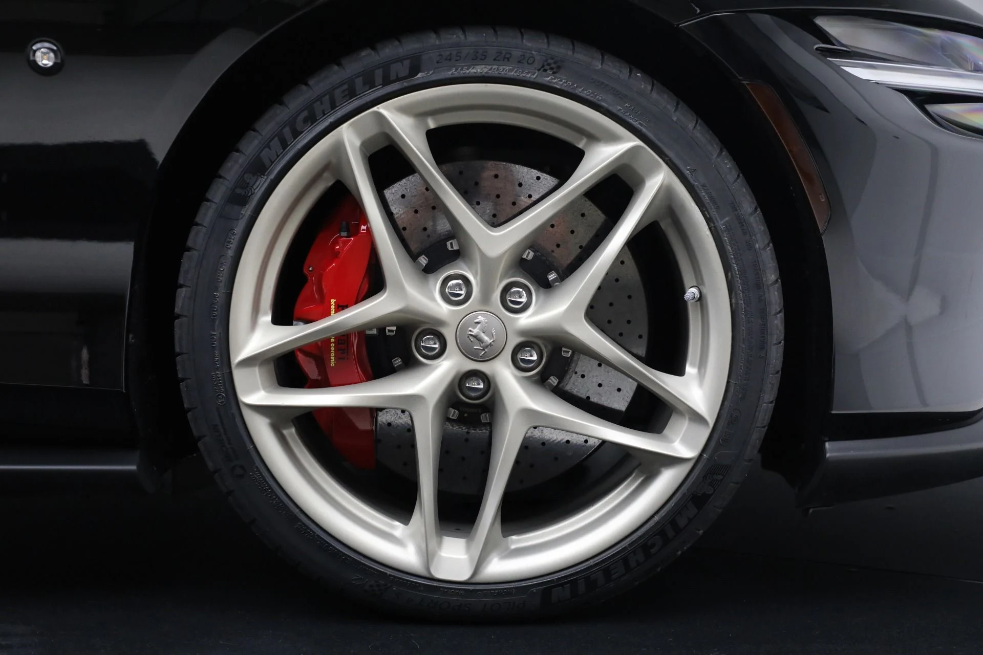 mph027_3559440583_Used_2022_Ferrari_Roma_9d4d93a019