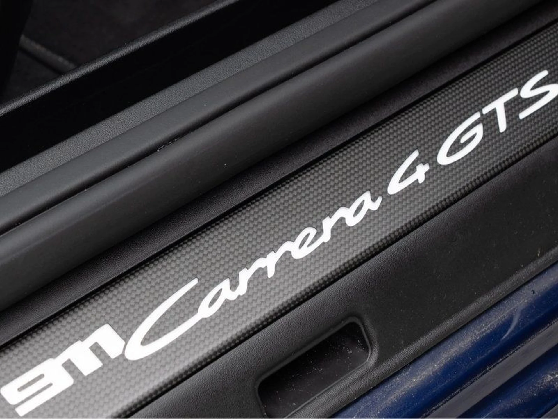 mph027_3560543920_38137584_02103_c2ebb294d22f8a5e71699cf19977229d_ab8d5238ce