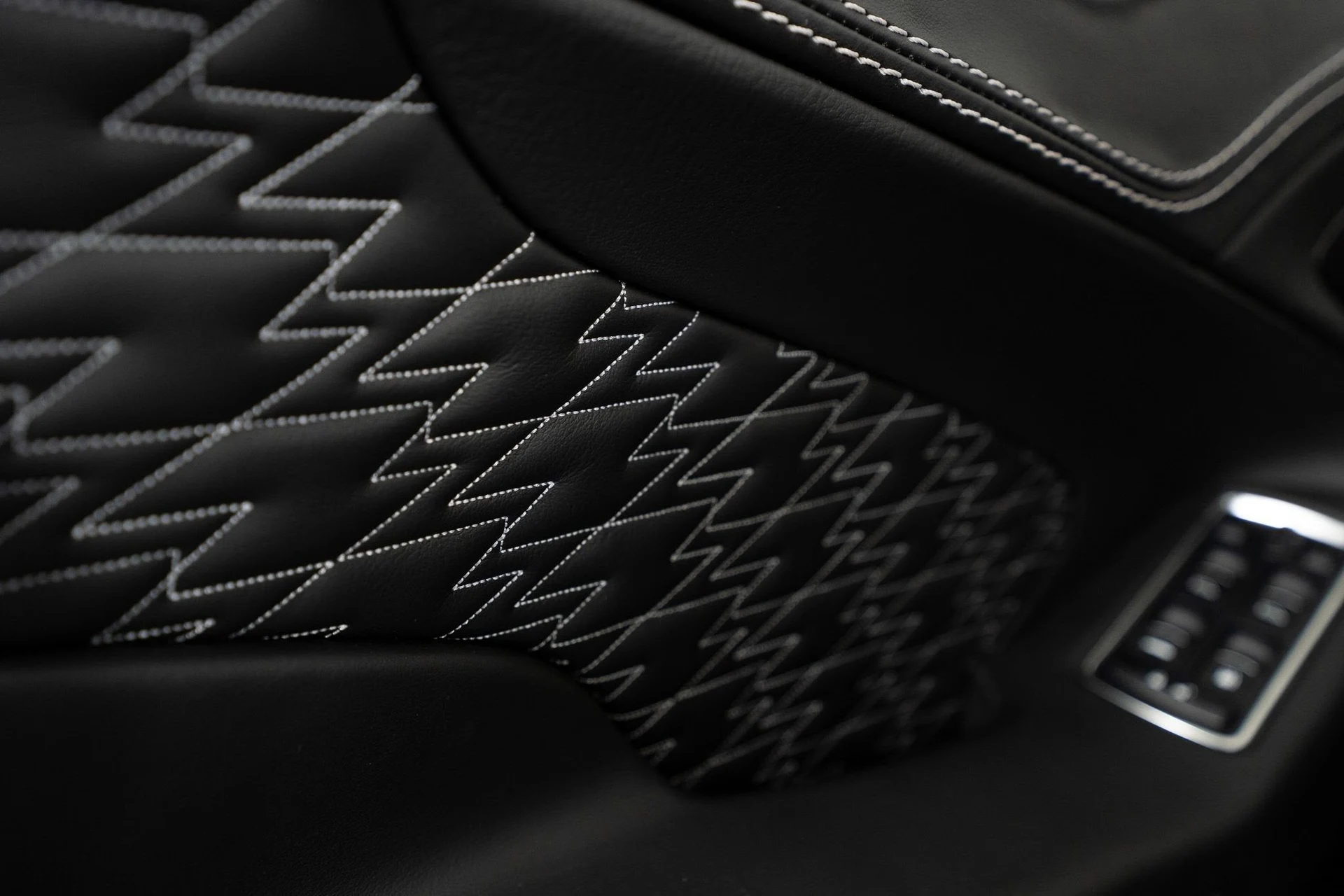 mph027_3562173453_6be55fb69b714e5b9f93a447cd491a49_04c71d0f1b