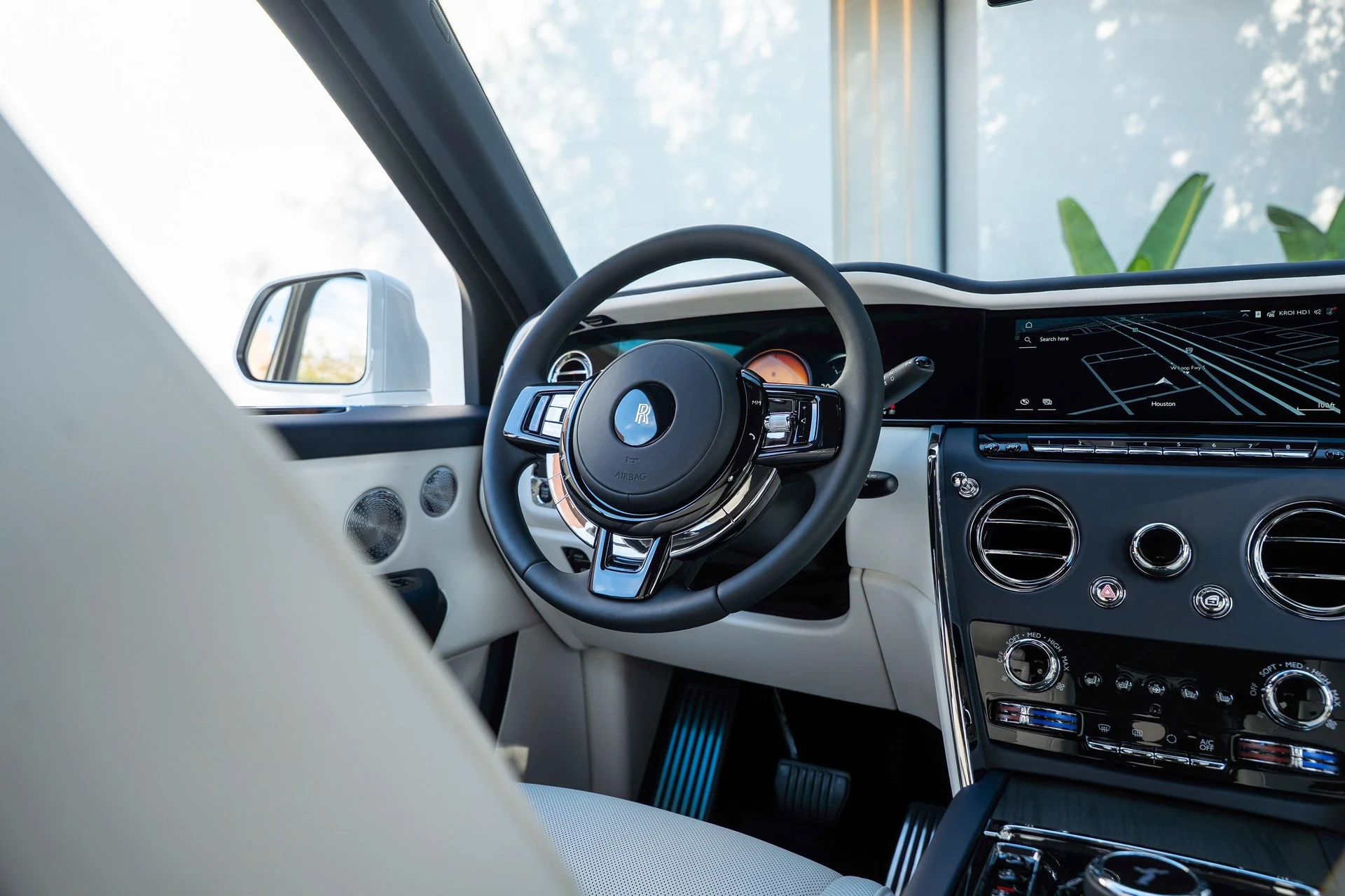 mph027_3570726856_476162068_695cc6578f3ee920bf5188d0_b504c12105