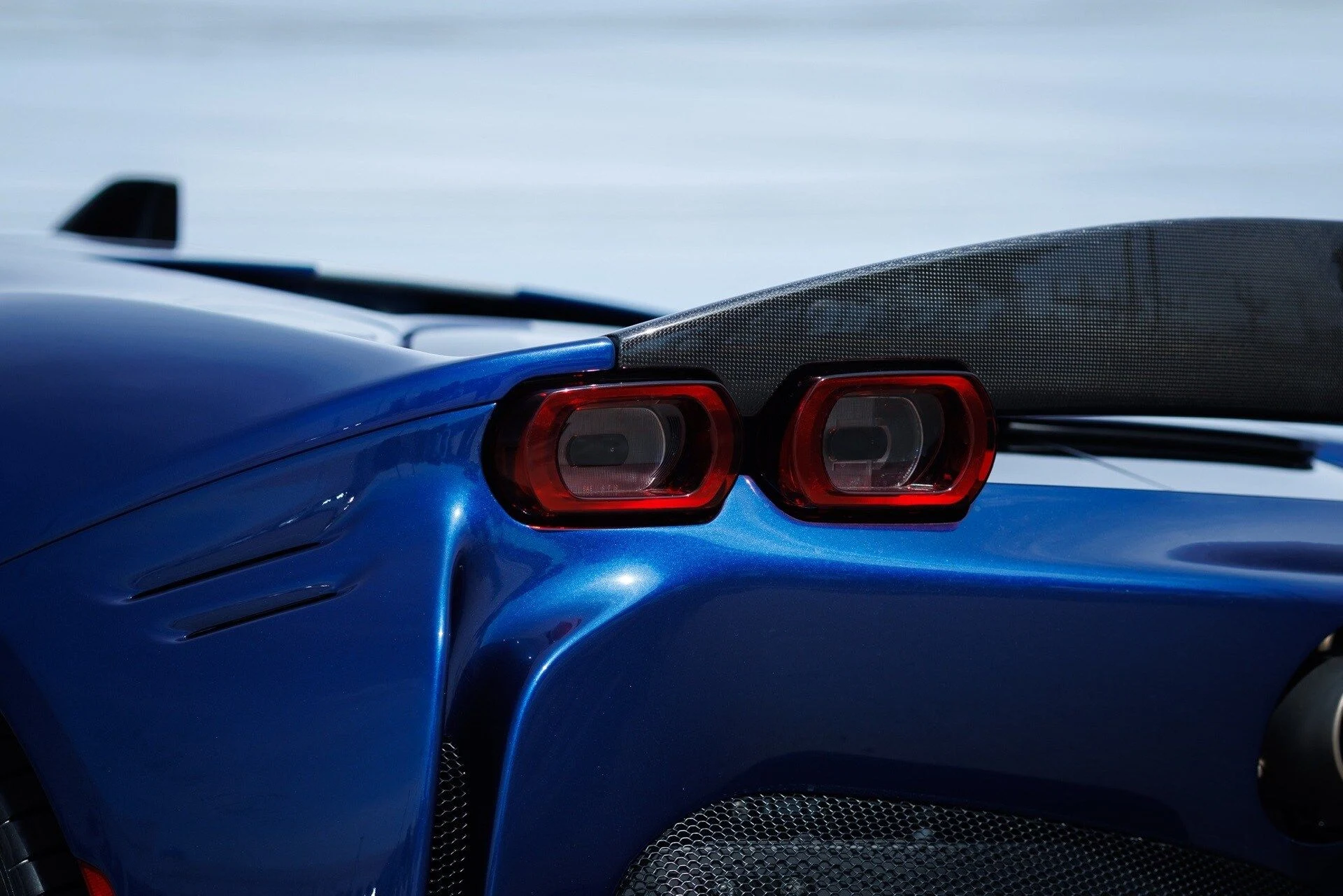 mph027_3572041444_5df0eefd64f4b051a1bae3dce27a7e31x_4c7fe4f43a