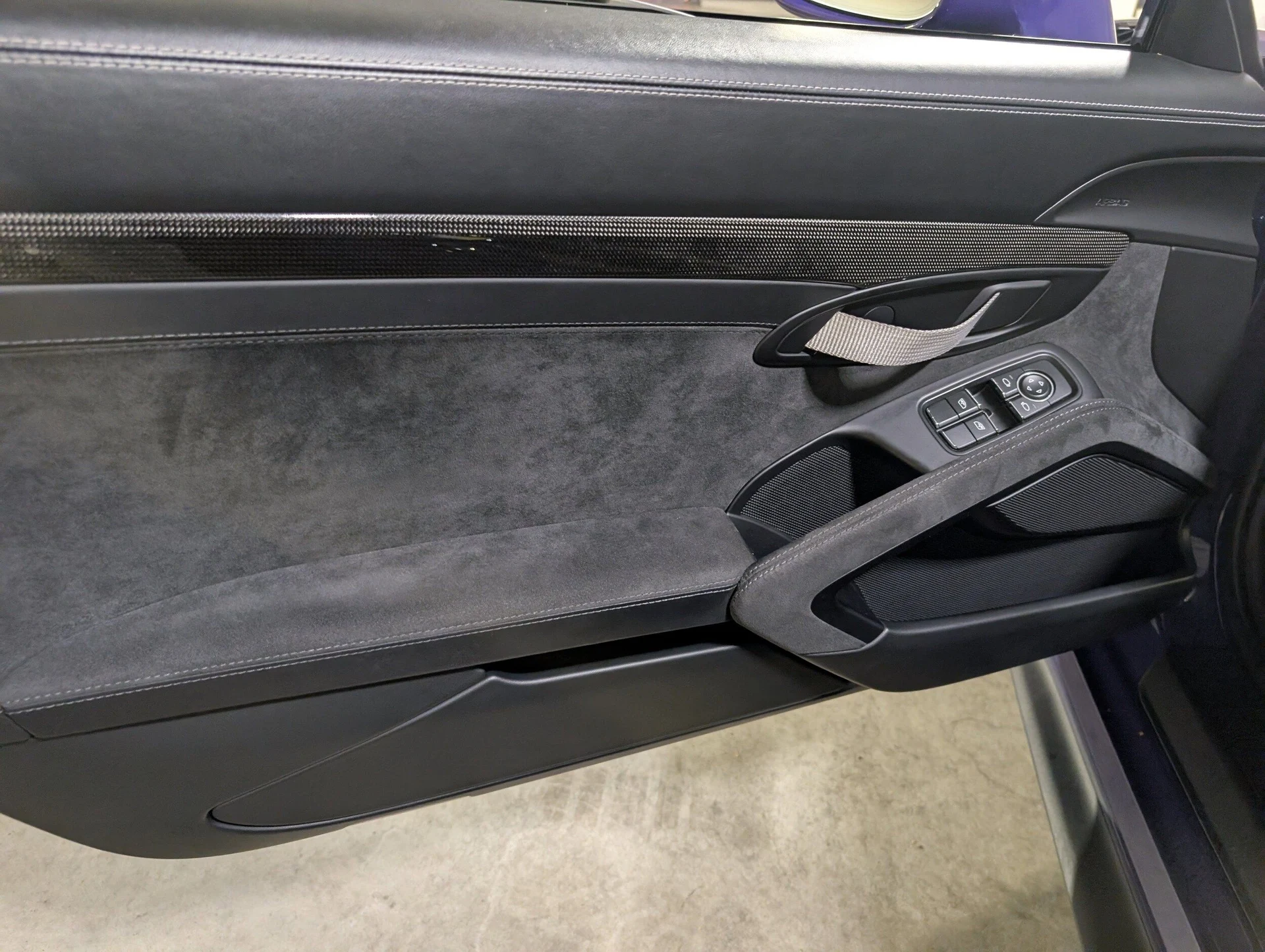 mph027_357472278_1ff6bec0f2aff2206161101e29f39a53x_f9042011d4