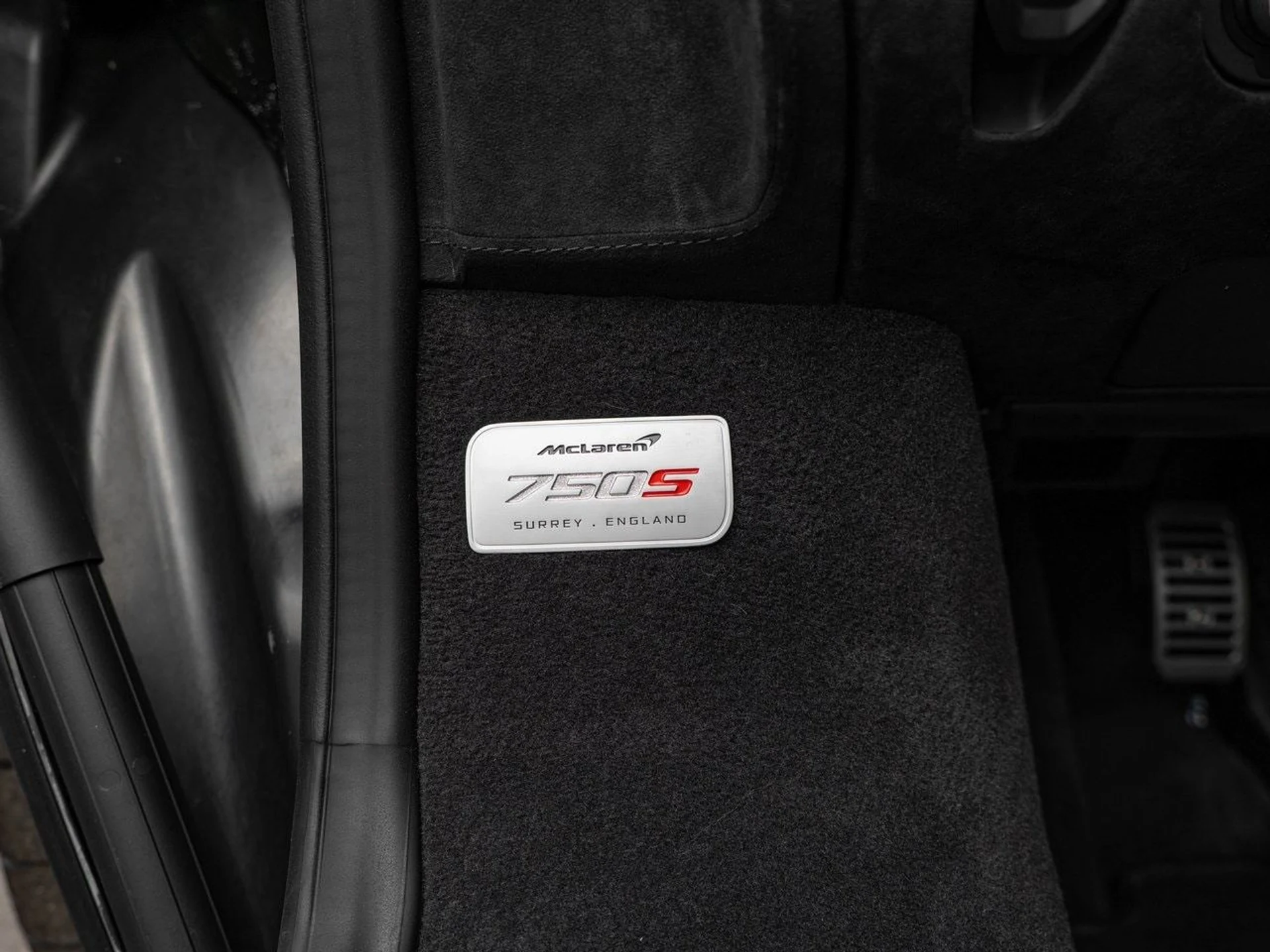 mph027_3577732473_2609238300800634b237e86e8ffce1b5x_210612805a