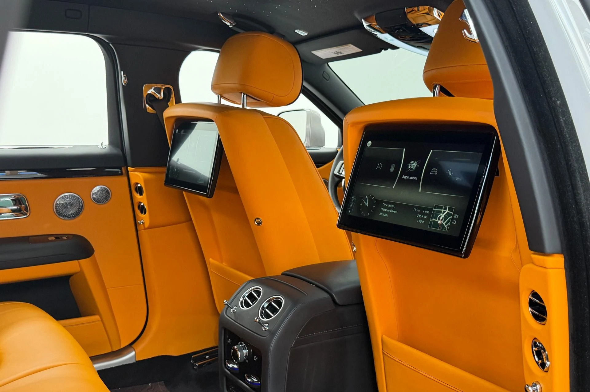 mph027_358287453_Used_2022_Rolls_Royce_Ghost_The_Ghost_Package_Bespoke_Audio_Illuminated_Fascia_1785265086_89b01d68ce