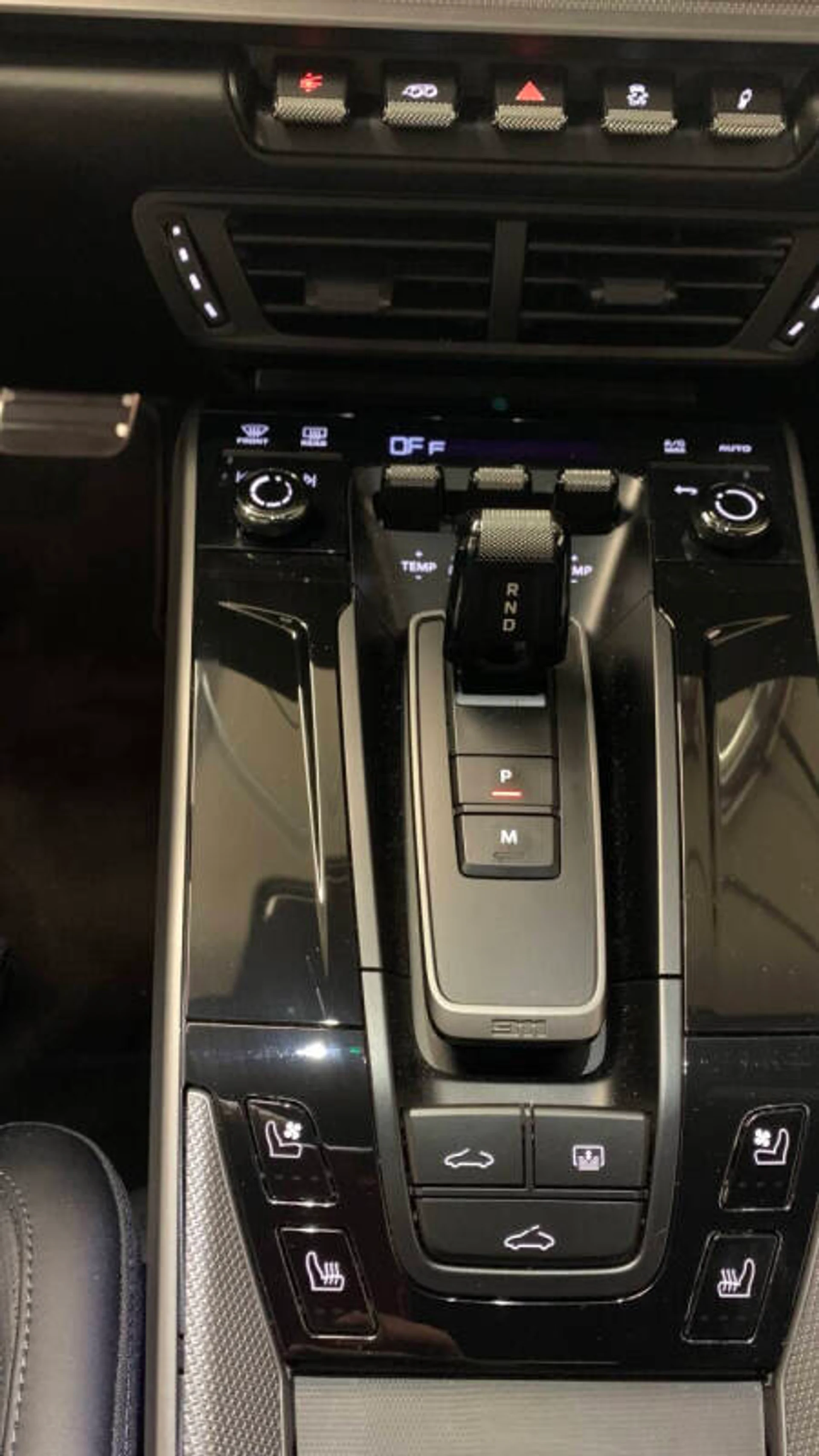 mph027_3591058030_2025_porsche_911_carrera_2dr_coupe_888cca41bb