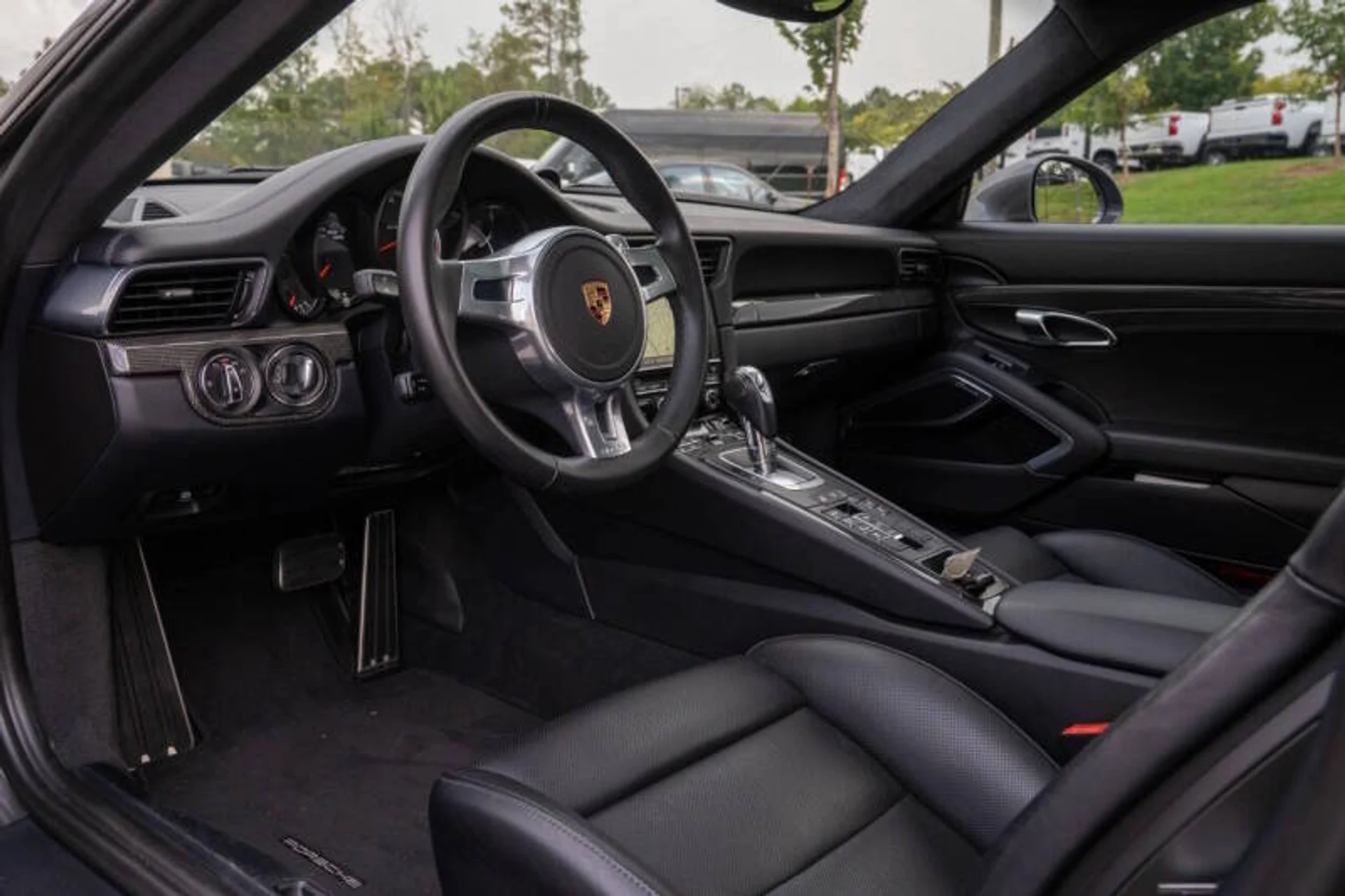 mph027_3599880442_2016_porsche_911_turbo_s_awd_2dr_coupe_19b2c57aa7
