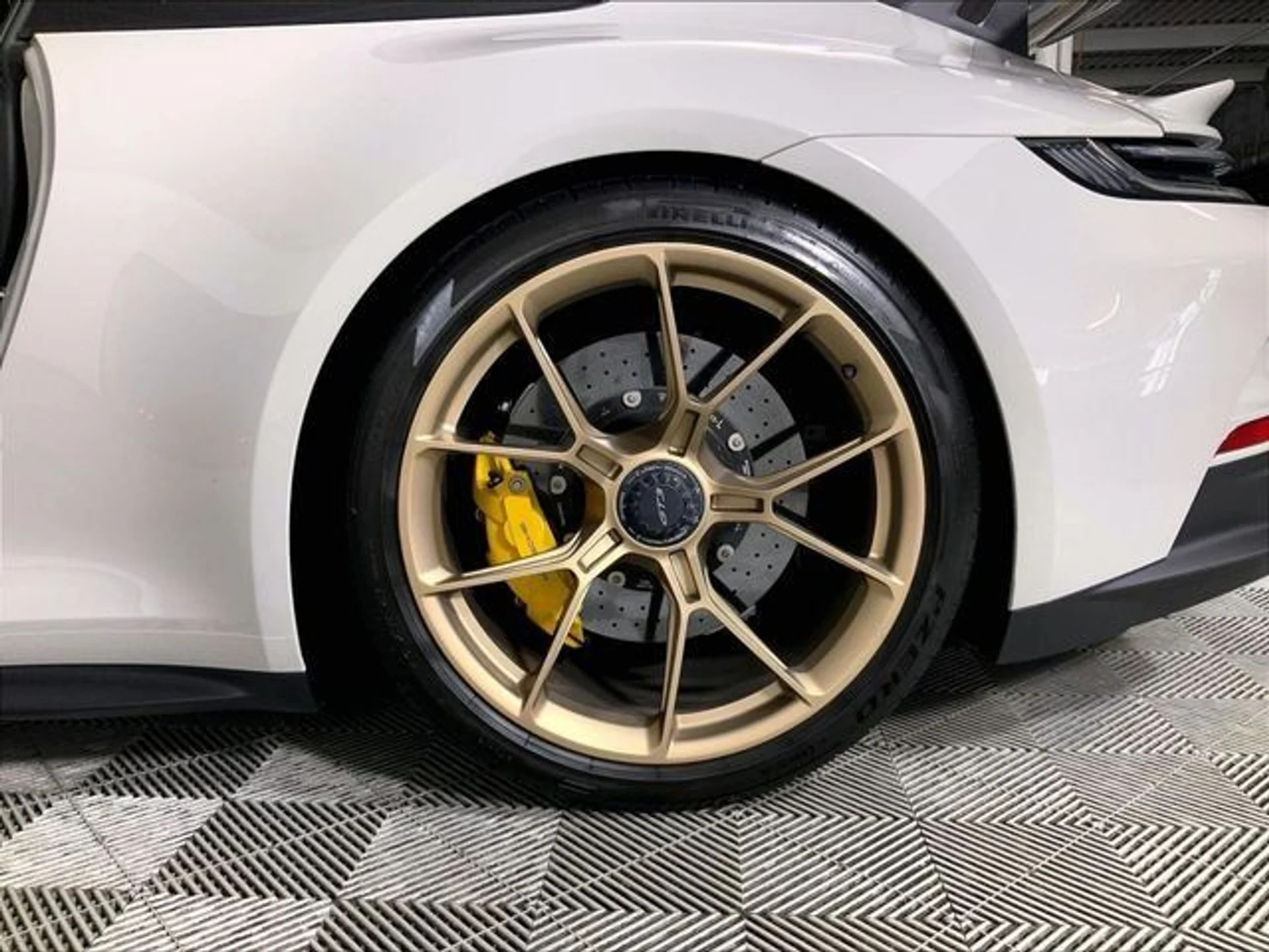 mph027_3604878085_1256c94d38aa81eeac9185e16589c358_61054bf6d5