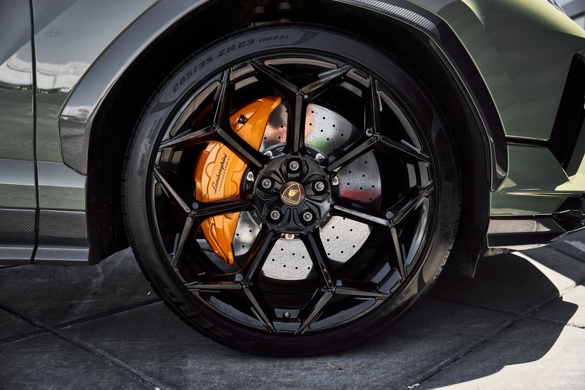 mph027_3605660953_Used_2023_Lamborghini_Urus_Performante_1778288905_1996b104bd