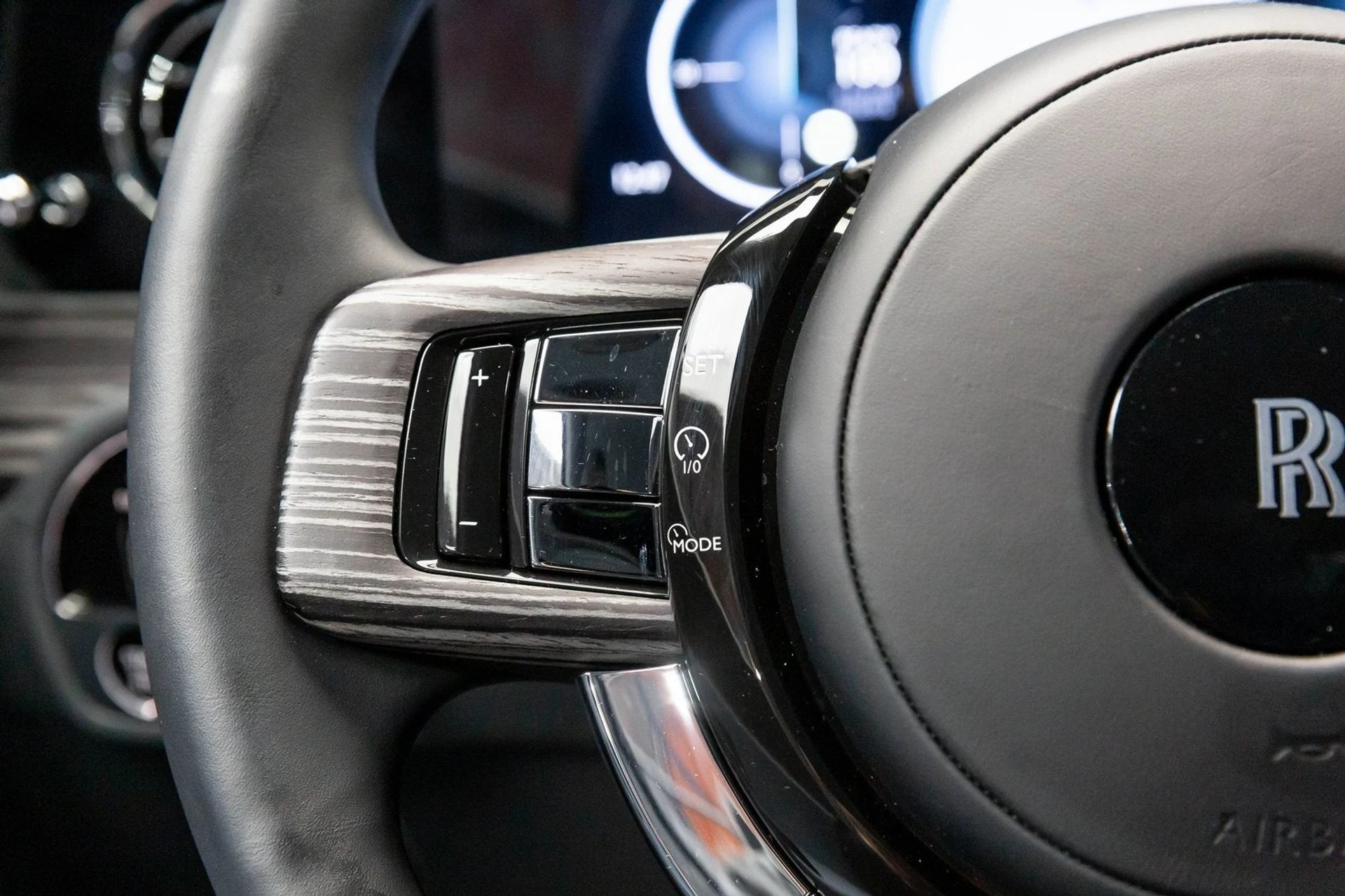 mph027_3617155235_28_18ccc35952