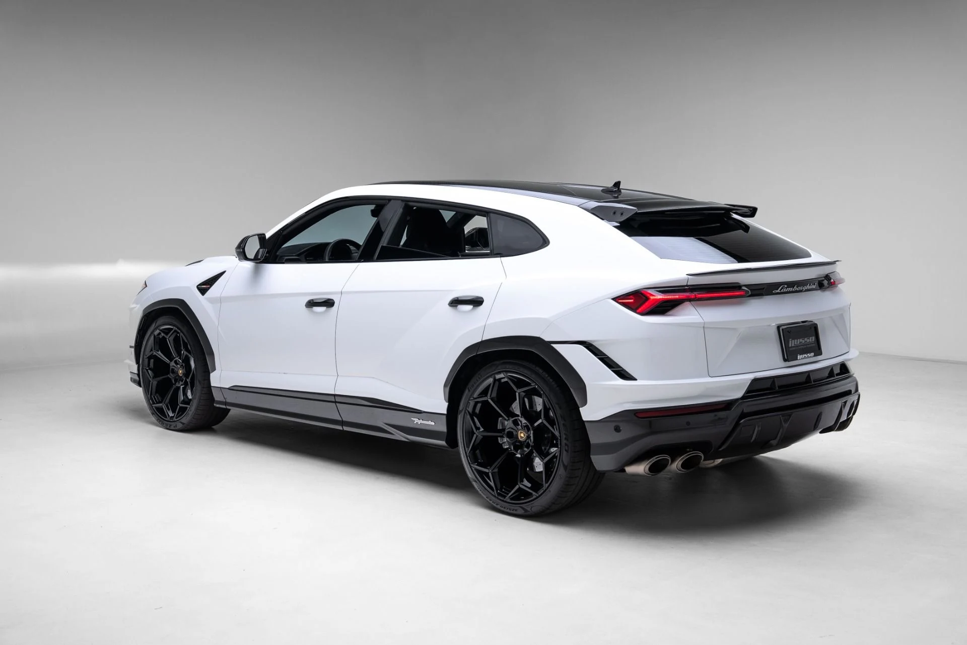 mph027_3621606716_Used_2024_Lamborghini_Urus_Performante_1775146757_e895ca92a2