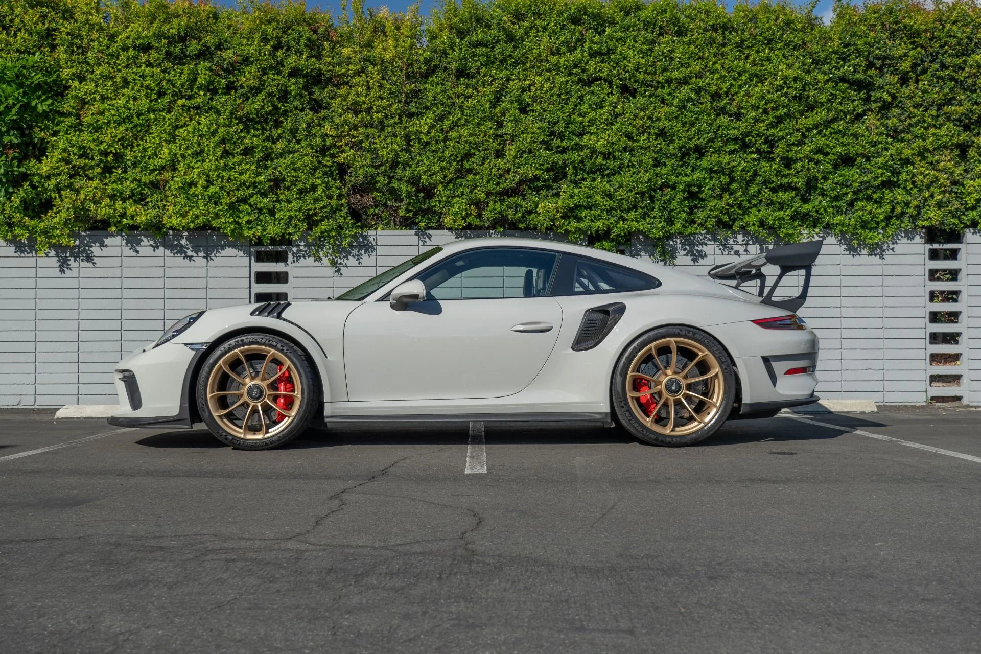 mph027_3621821245_Used_2019_Porsche_911_GT_3_RS_1759431879_fff7a53dbe