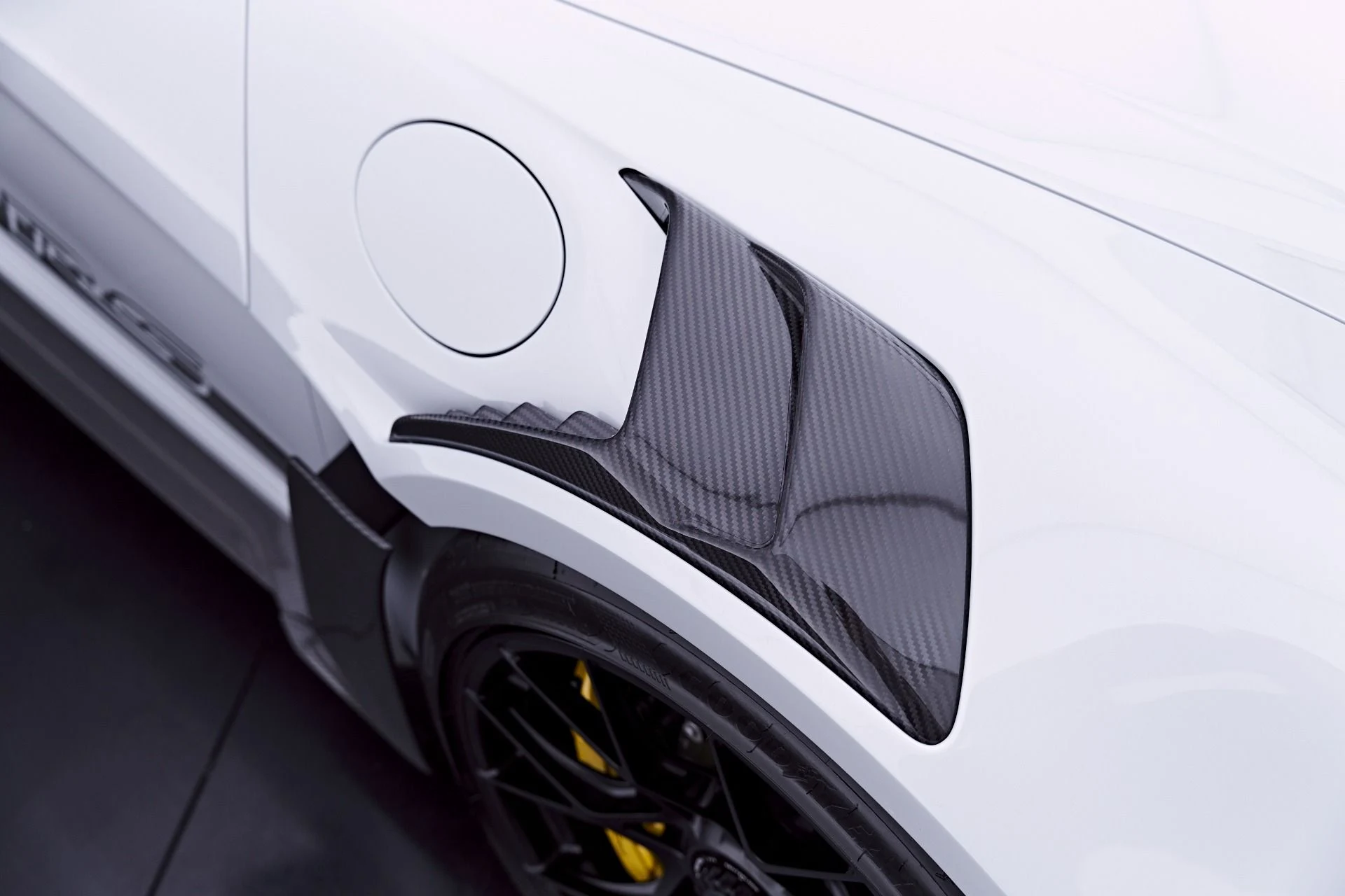 mph027_3628493524_Used_2025_Porsche_911_GT_3_RS_1781833675_266cffc784