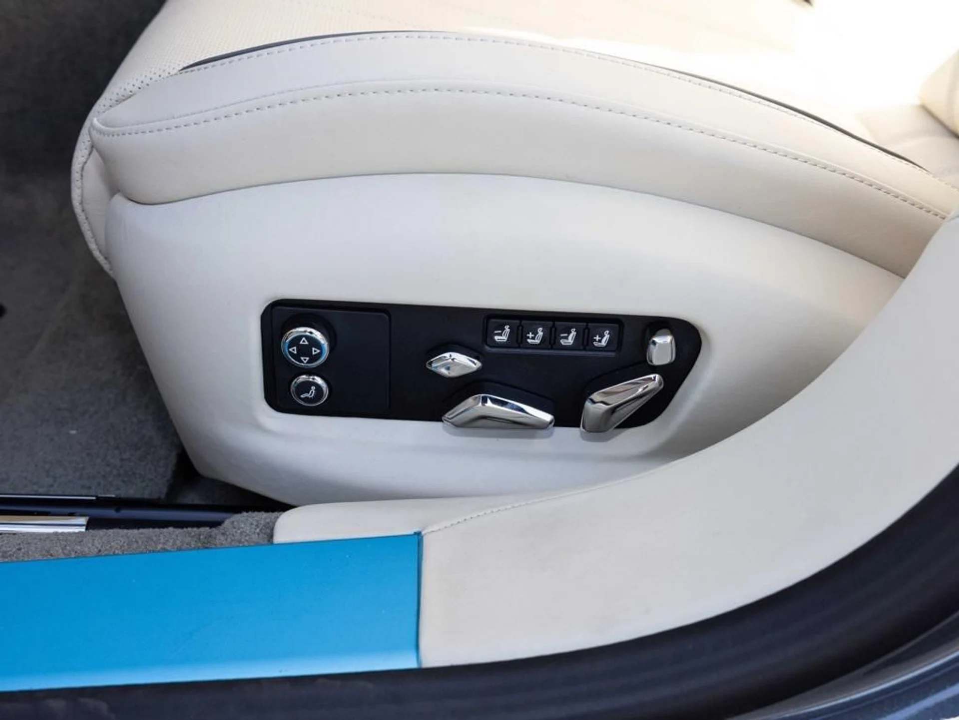 mph027_3632508417_471657911_690a42536f3f14244e02b1b9_ca4c7b3608