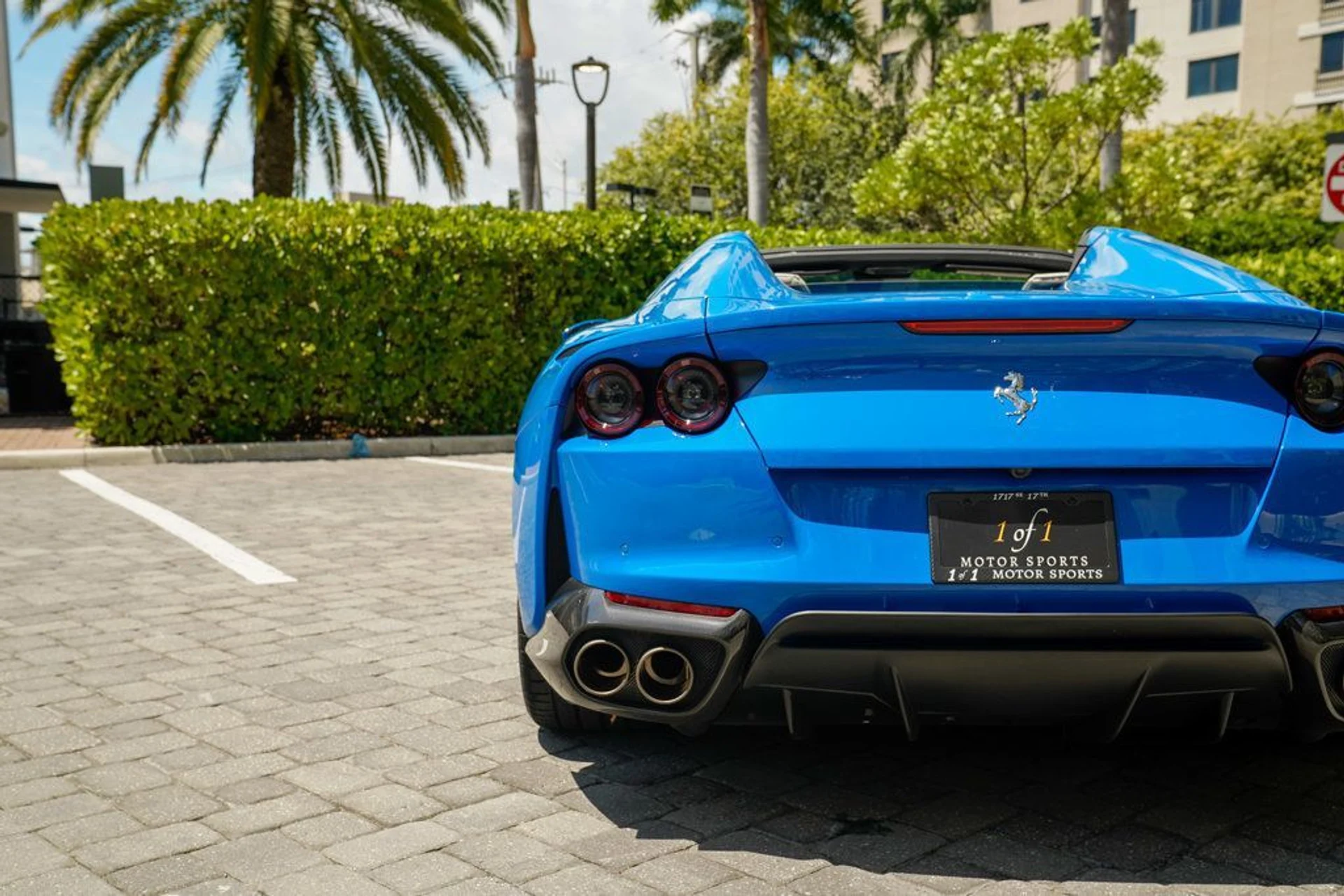 mph027_3649171190_used_2022_ferrari_812_gts_convertible_14354_22898644_28_1024_f883dfe9f1