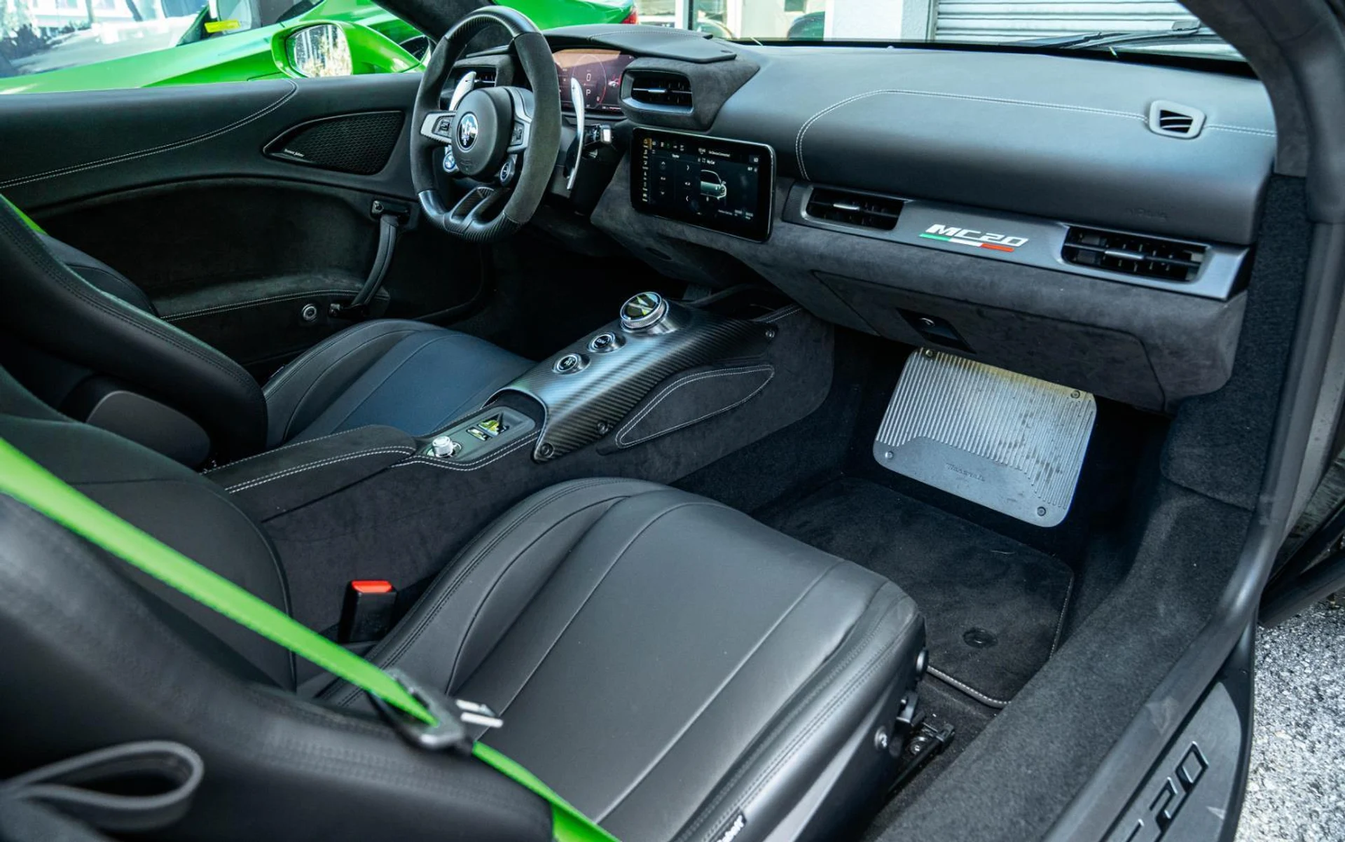 mph027_3649227492_Used_2023_Maserati_MC_20_Cielo_1769250115_e7fe4e5c4b