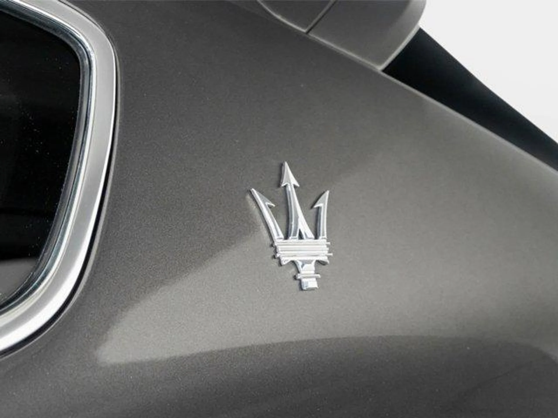 mph027_3657373682_Sgl12_WHCECHQ_LSDA_Xz_U7q5x_JOY_7873f2080b