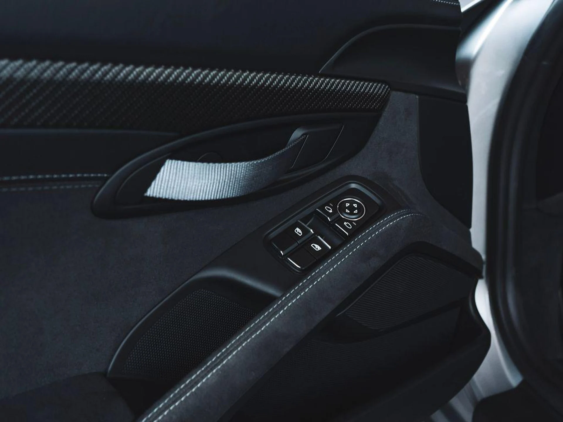 mph027_3662380818_q_Ib_Kqd0m491v_M9v4t3g_Rs_Ja5a3_Q_b029762bb7