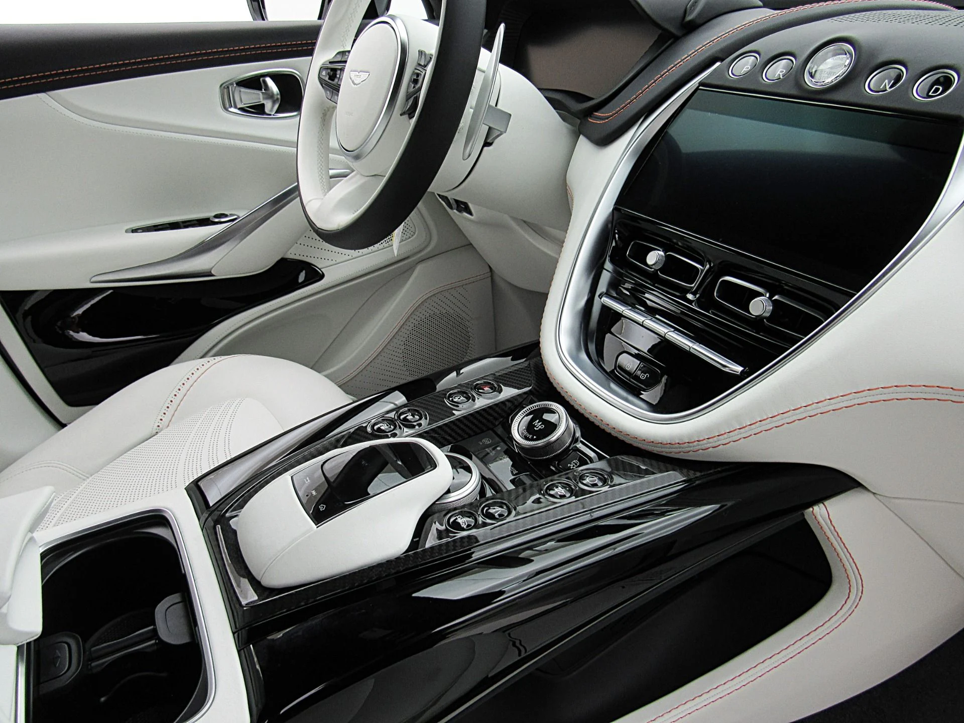 mph027_3670477234_Used_2023_Aston_Martin_DBX_707_75a0b339d9