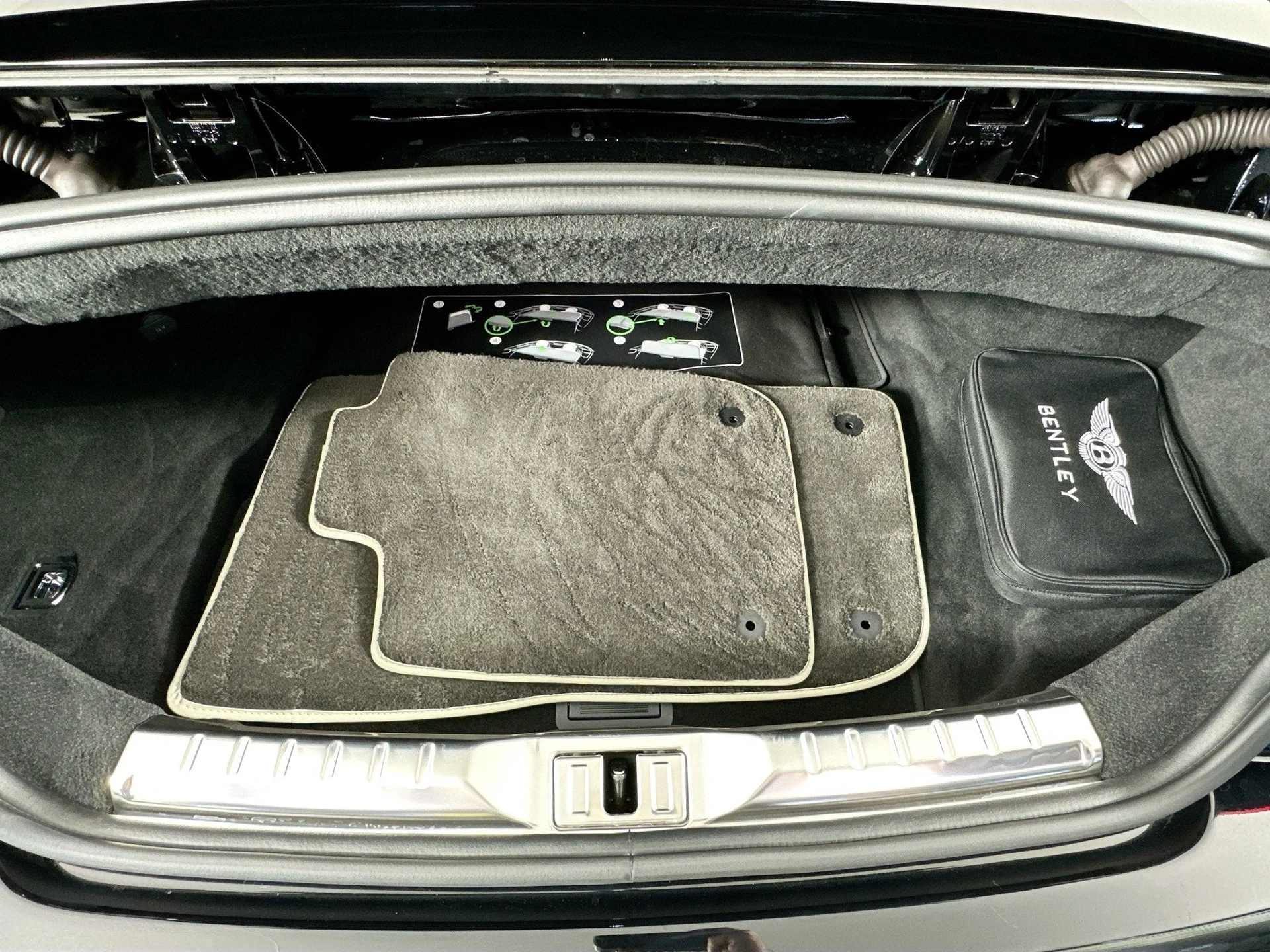 mph027_3679988852_28_da78bbe233