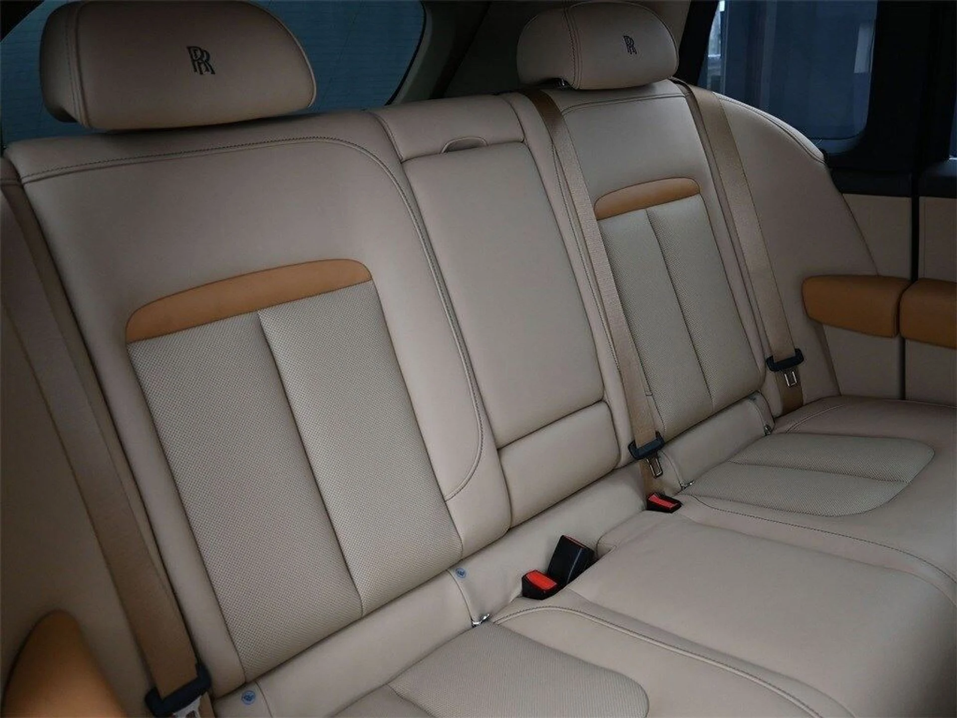 mph027_368261708_b581bd3abbdf20539d275a6bada98cc2x_fd58951b9a